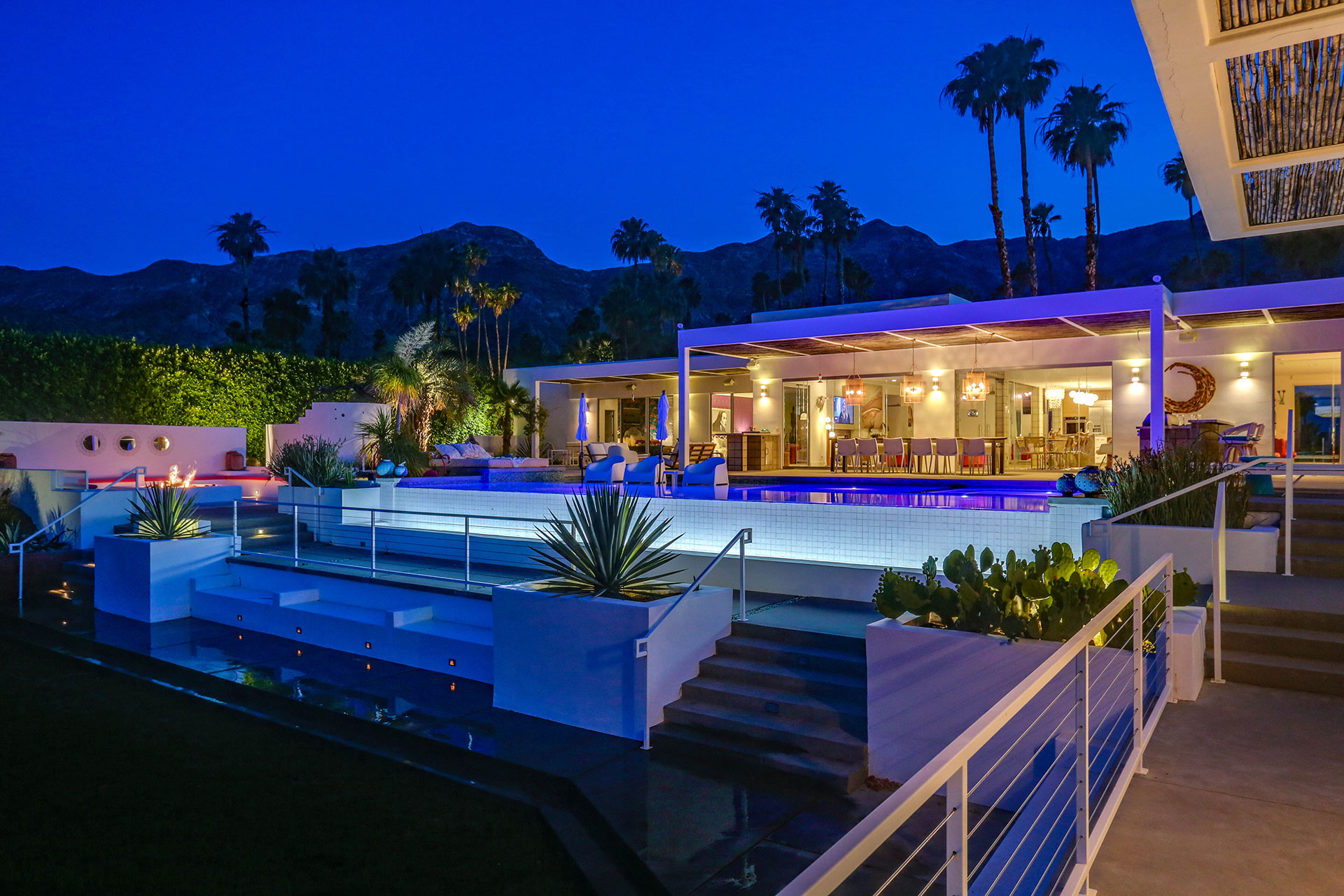 The Bird House of Rancho Mirage - A Swanky Poolside Paradise | Photo 13