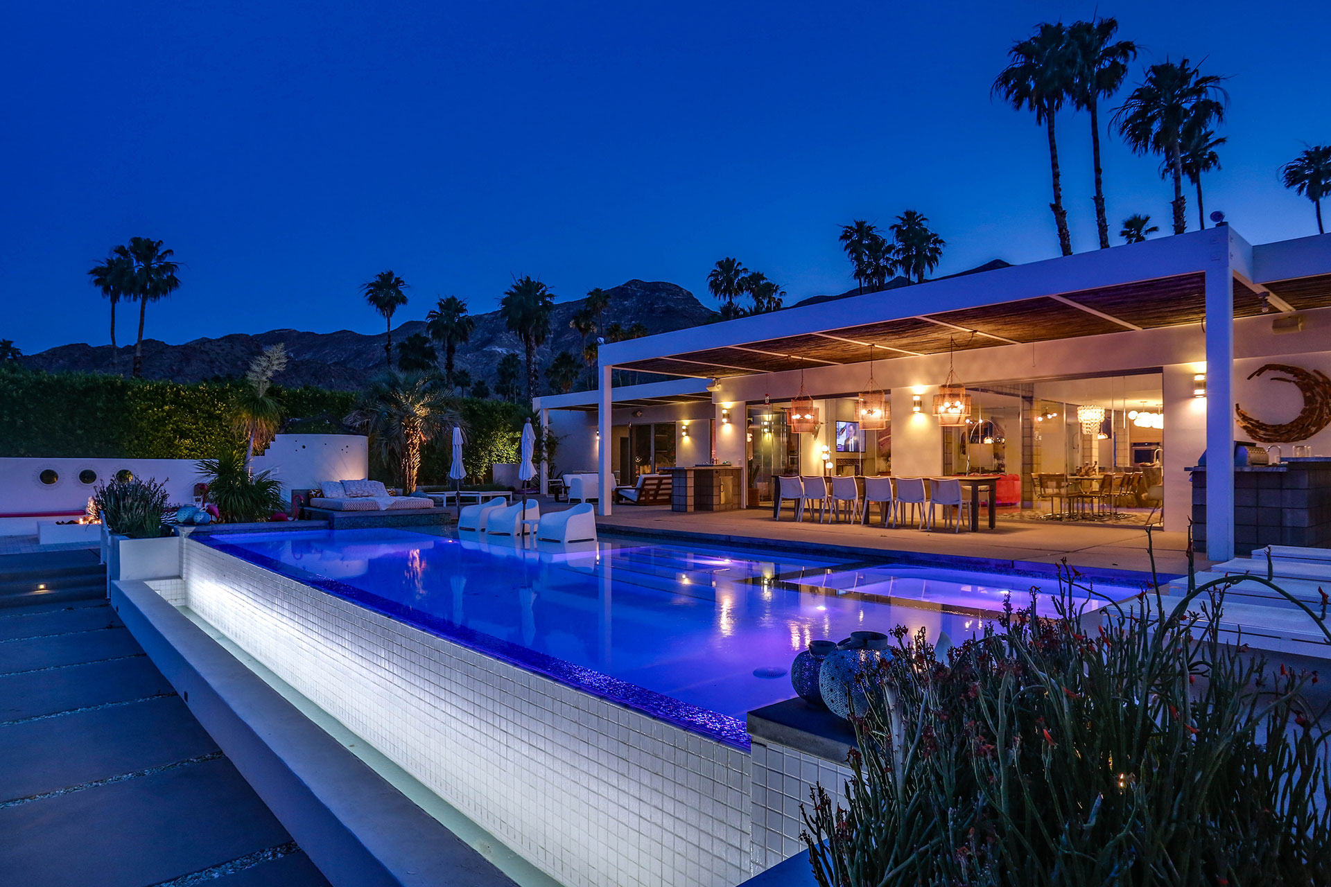 The Bird House of Rancho Mirage - A Swanky Poolside Paradise | Photo 50