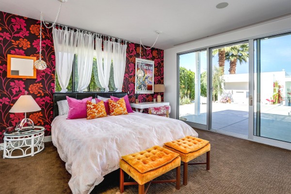 The Bird House of Rancho Mirage - A Swanky Poolside Paradise 3