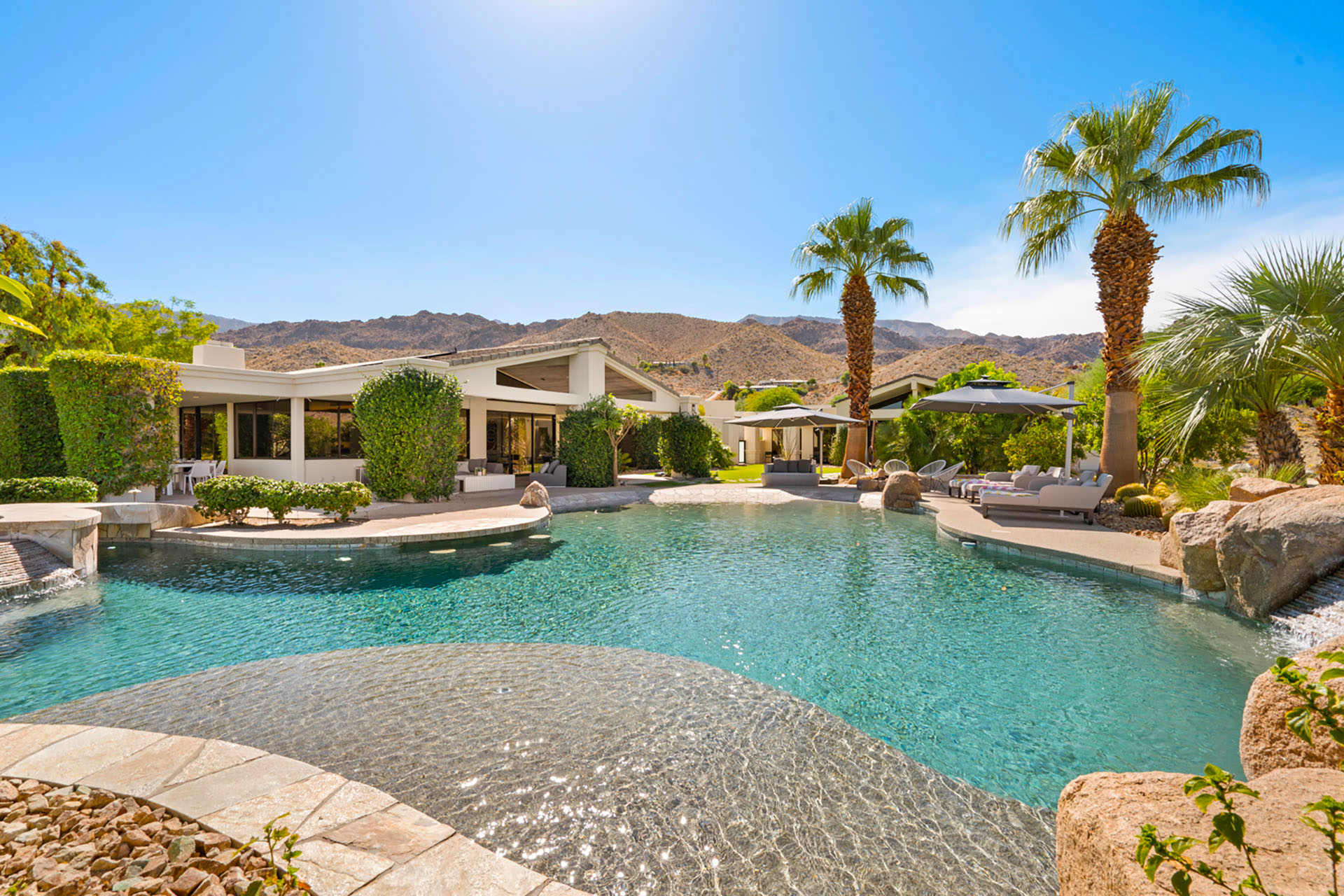 La Paz Estate 6300' 5 Acre Paradise, 360 Views! | Photo 10