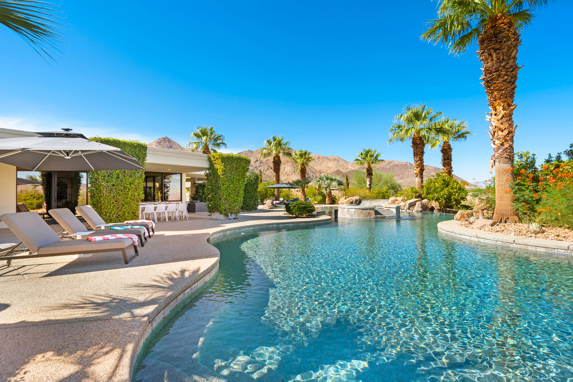 La Paz Estate 6300' 5 Acre Paradise, 360 Views! | Photo 3