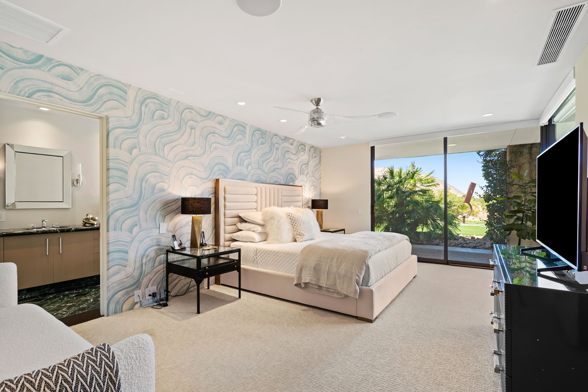 La Paz Estate 6300' 5 Acre Paradise, 360 Views! | Photo 26