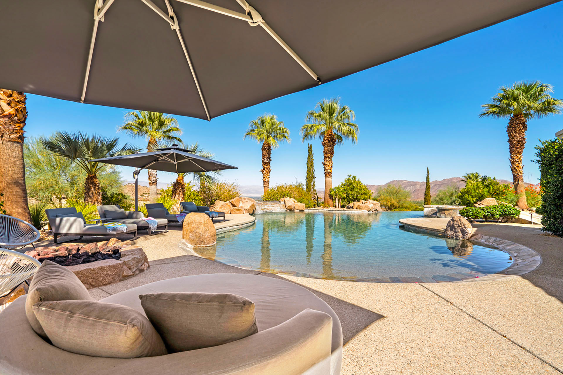 La Paz Estate 6300' 5 Acre Paradise, 360 Views! | Photo 54