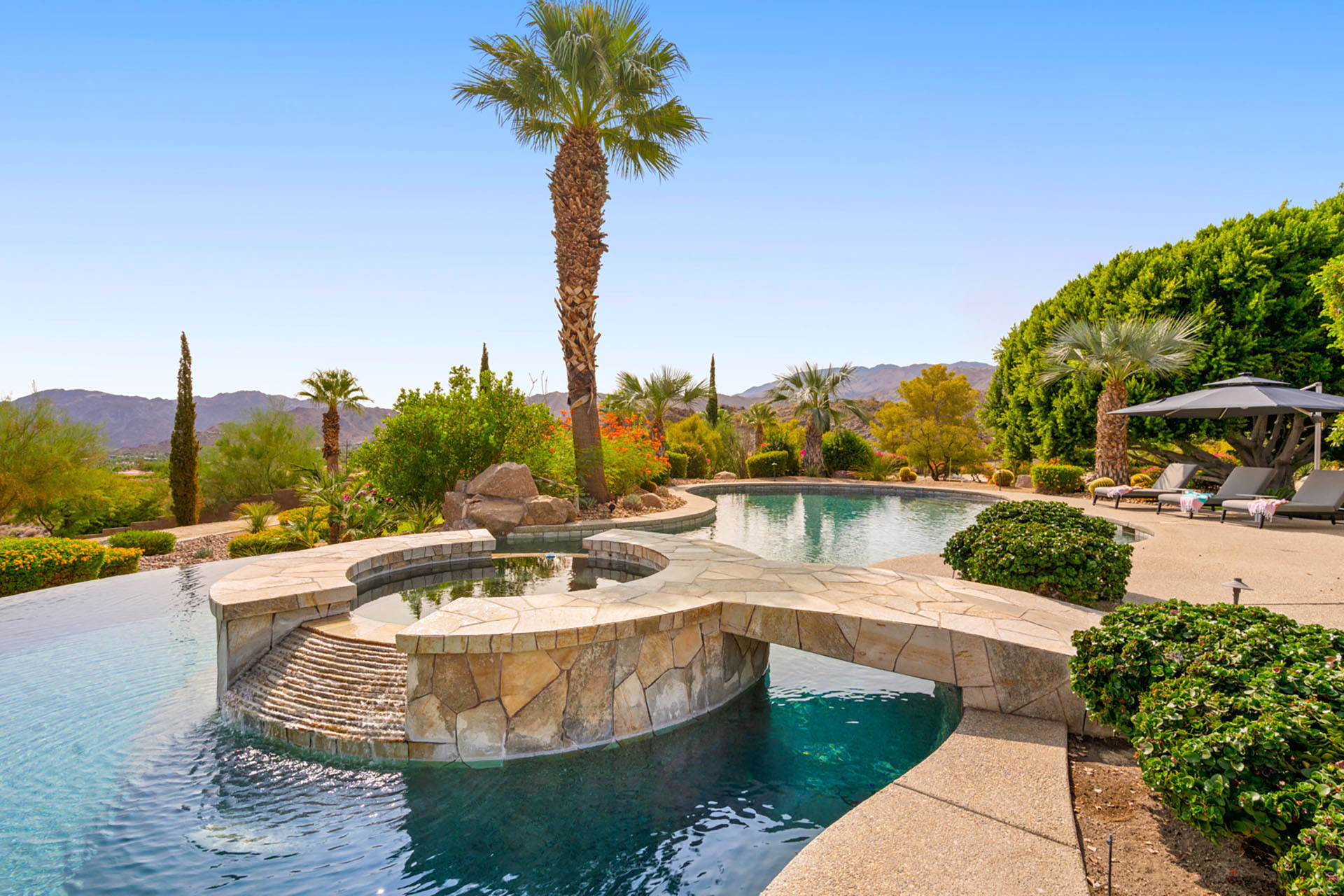 La Paz Estate 6300' 5 Acre Paradise, 360 Views! | Photo 5