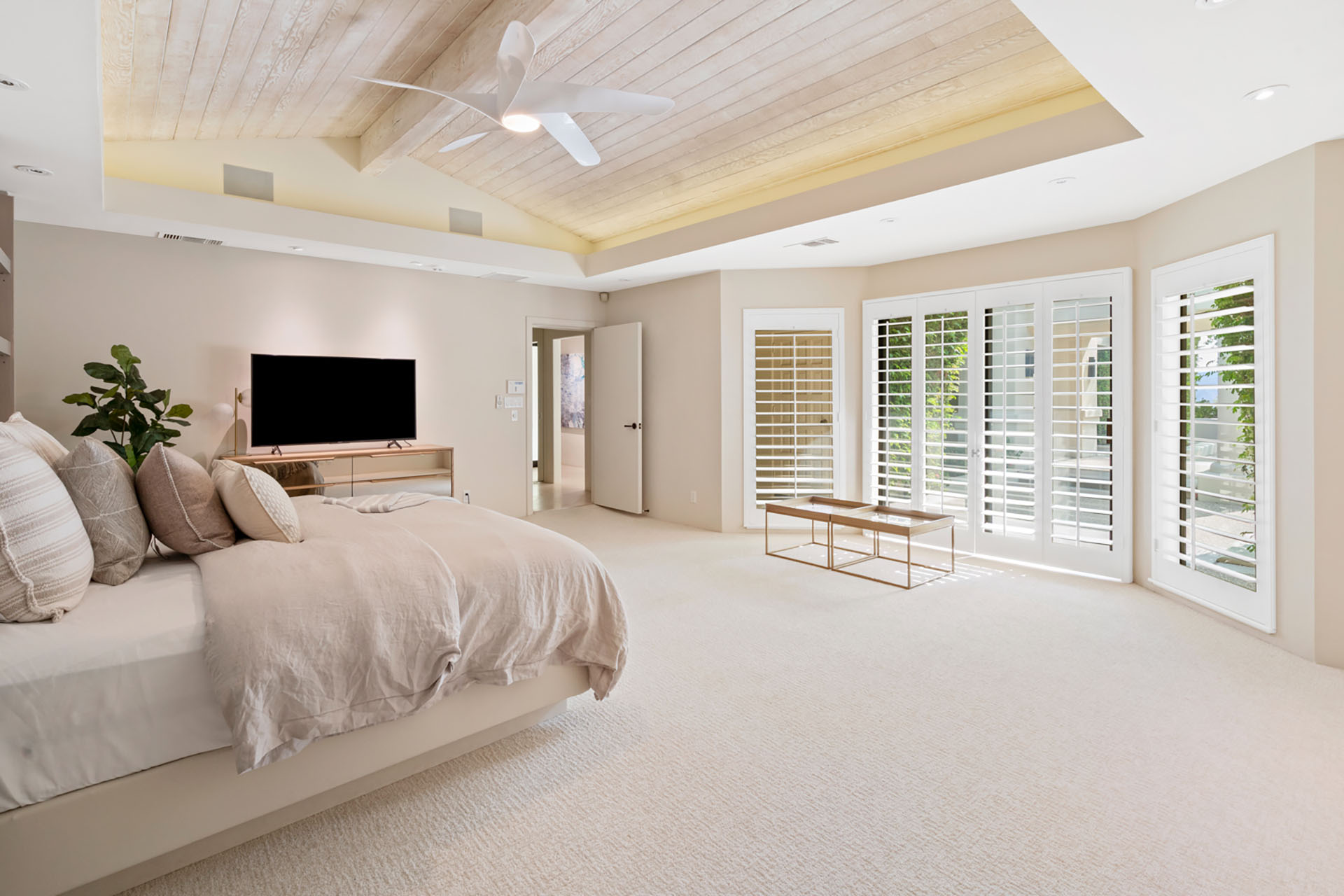 La Paz Estate 6300' 5 Acre Paradise, 360 Views! | Photo 30