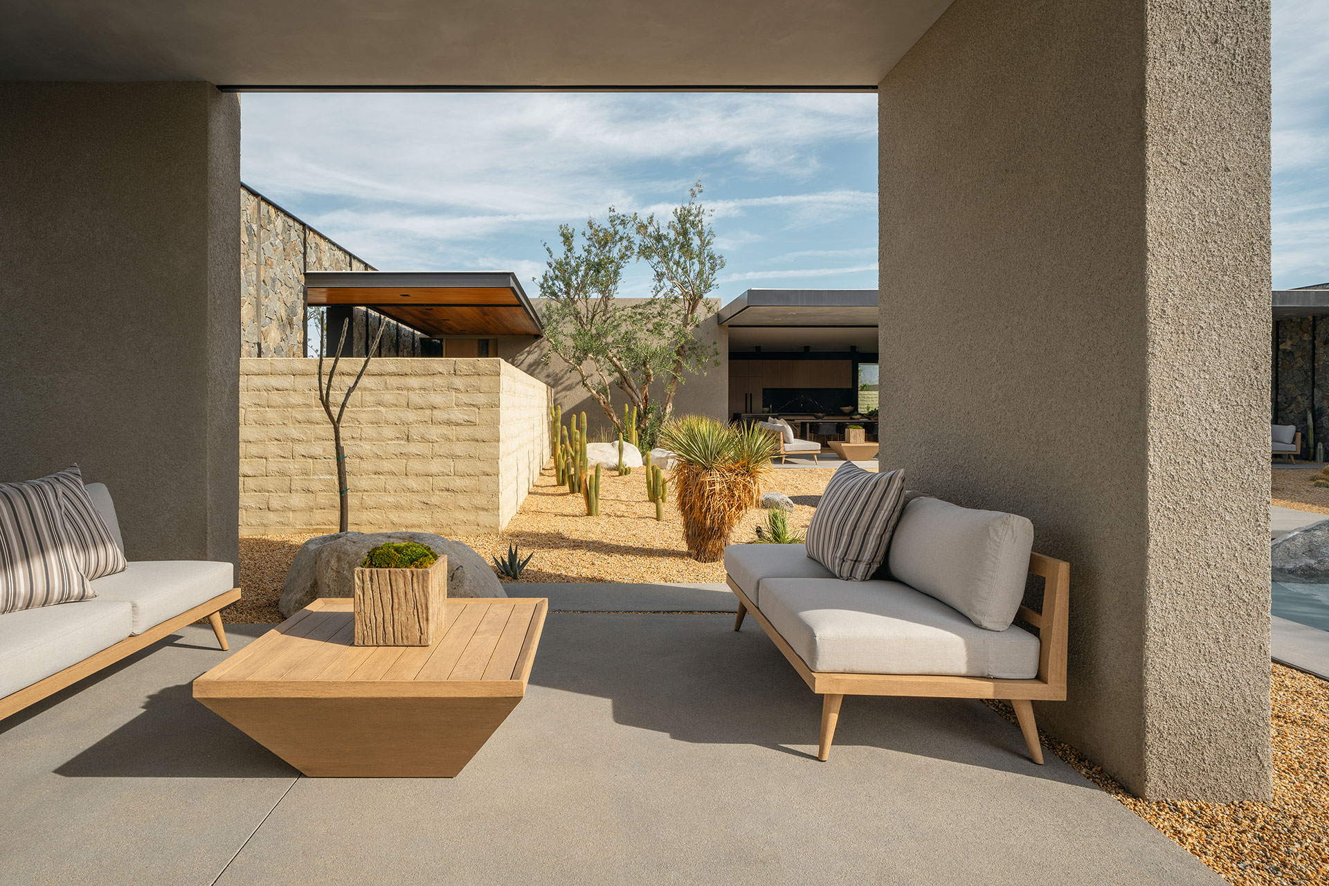 Echo Estate 4000' Architectural Masterpiece w/ 4 Luxury Suites | Photo 41