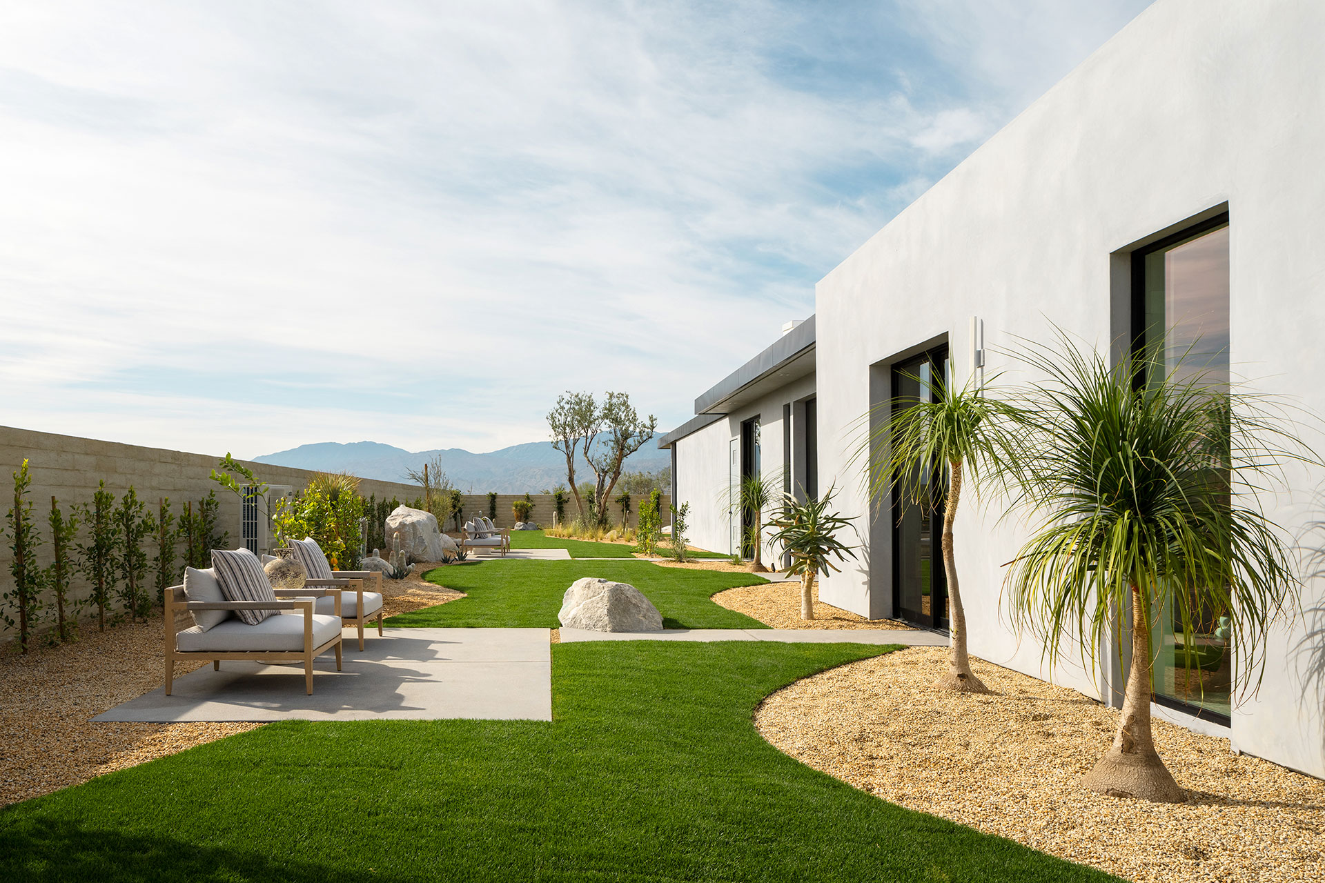 Echo Estate 4000' Architectural Masterpiece w/ 4 Luxury Suites | Photo 39