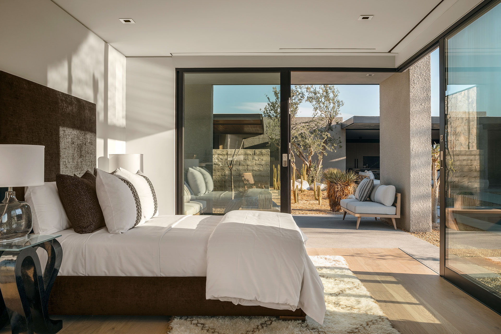 Echo Estate 4000' Architectural Masterpiece w/ 4 Luxury Suites | Photo 24