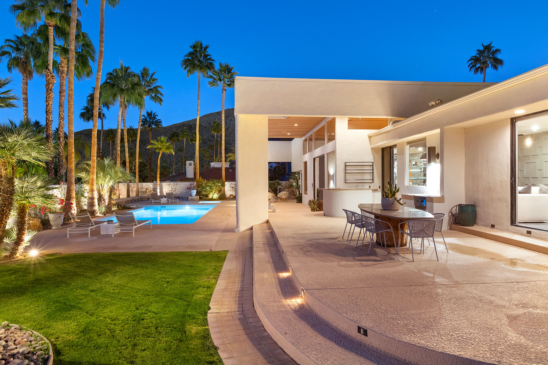 Dunham Estate Swanky Half Acre in South Palm Springs! | Photo 2