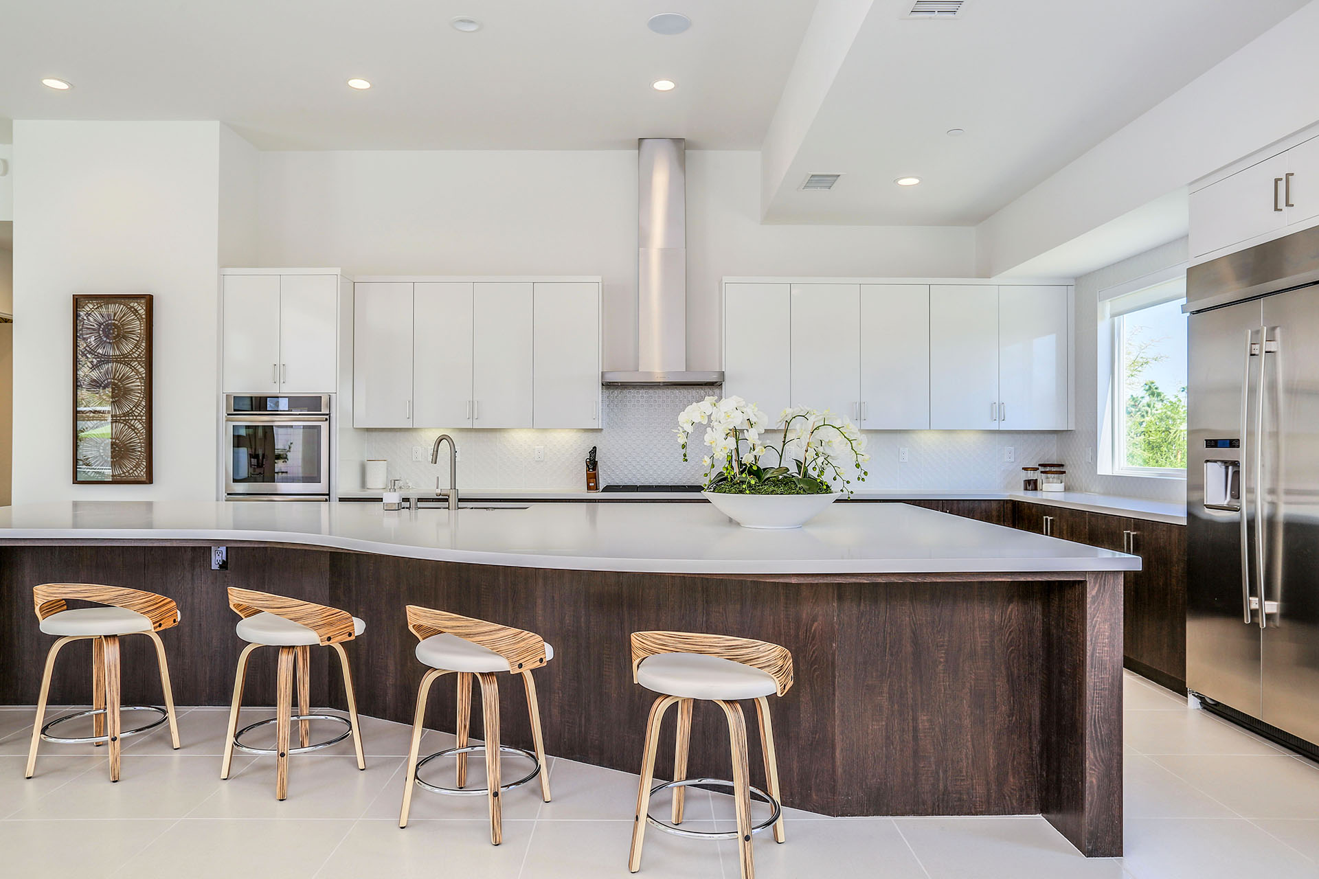 Blue Skye Modern 4 Suites, Mid Mod Inspired Pool Pad! | Photo 14