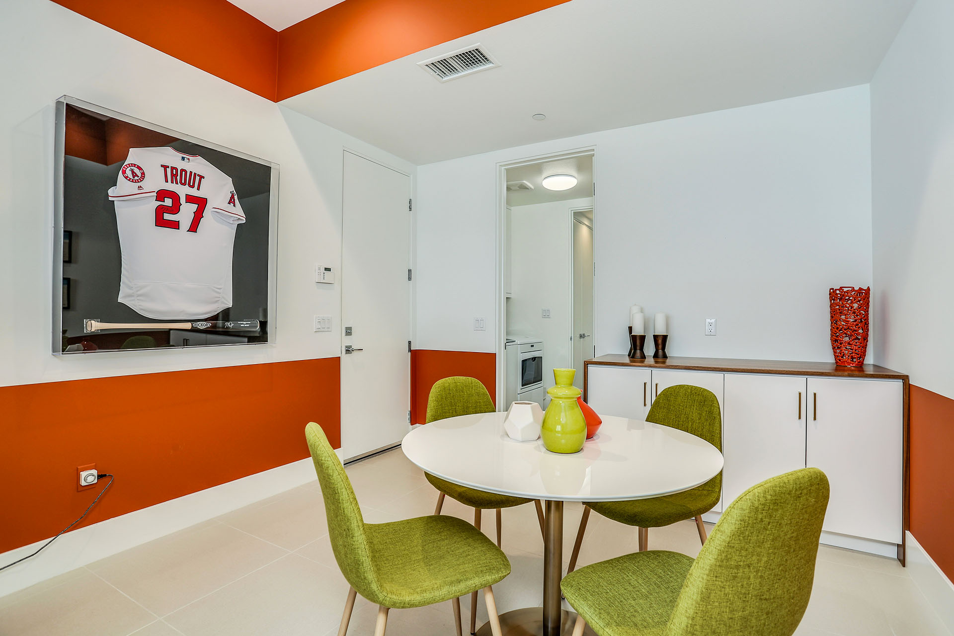 Blue Skye Modern 4 Suites, Mid Mod Inspired Pool Pad! | Photo 24