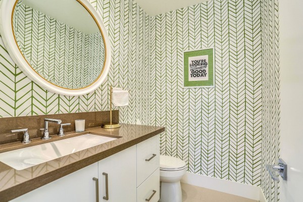 Blue Skye Modern 4 Suites, Mid Mod Inspired Pool Pad! 5