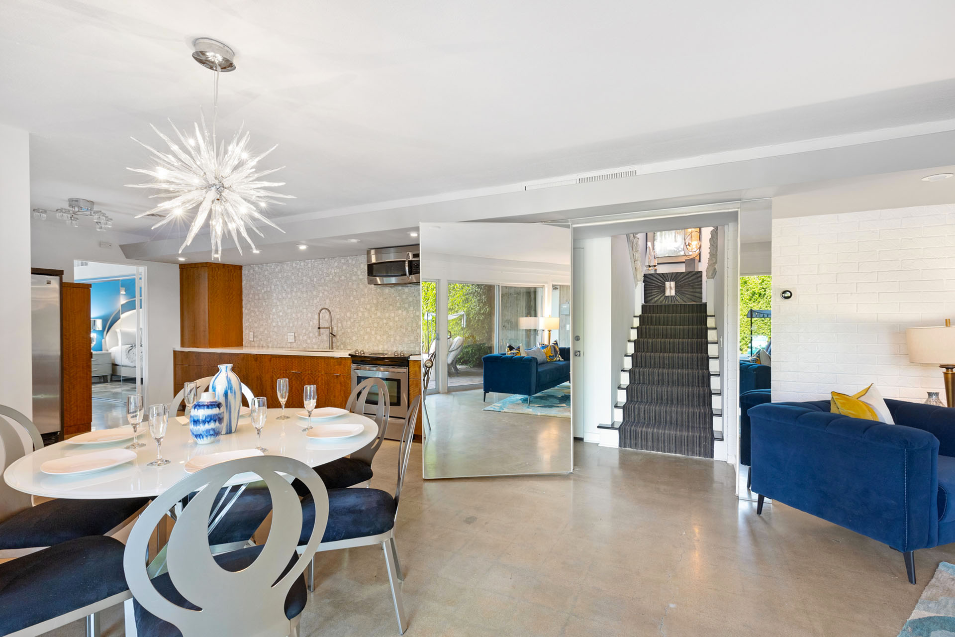 Joplin House on Janis Street A Palm Springs Poolside Paradise! | Photo 29