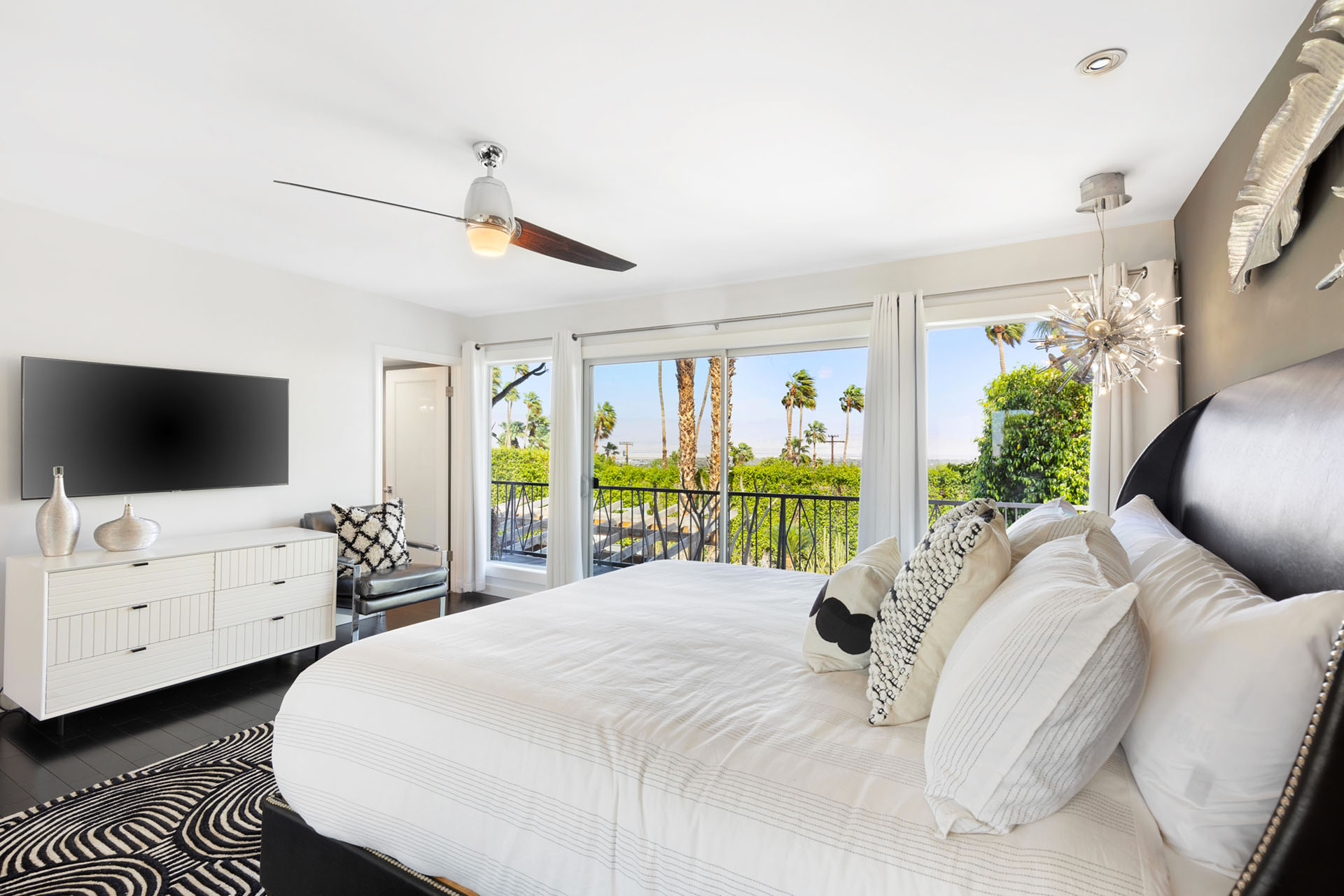 Joplin House on Janis Street A Palm Springs Poolside Paradise! | Photo 21