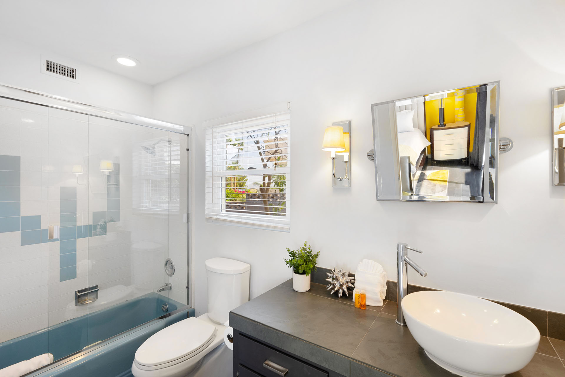 Joplin House on Janis Street A Palm Springs Poolside Paradise! | Photo 26