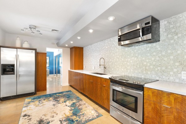 Joplin House on Janis Street A Palm Springs Poolside Paradise! 2