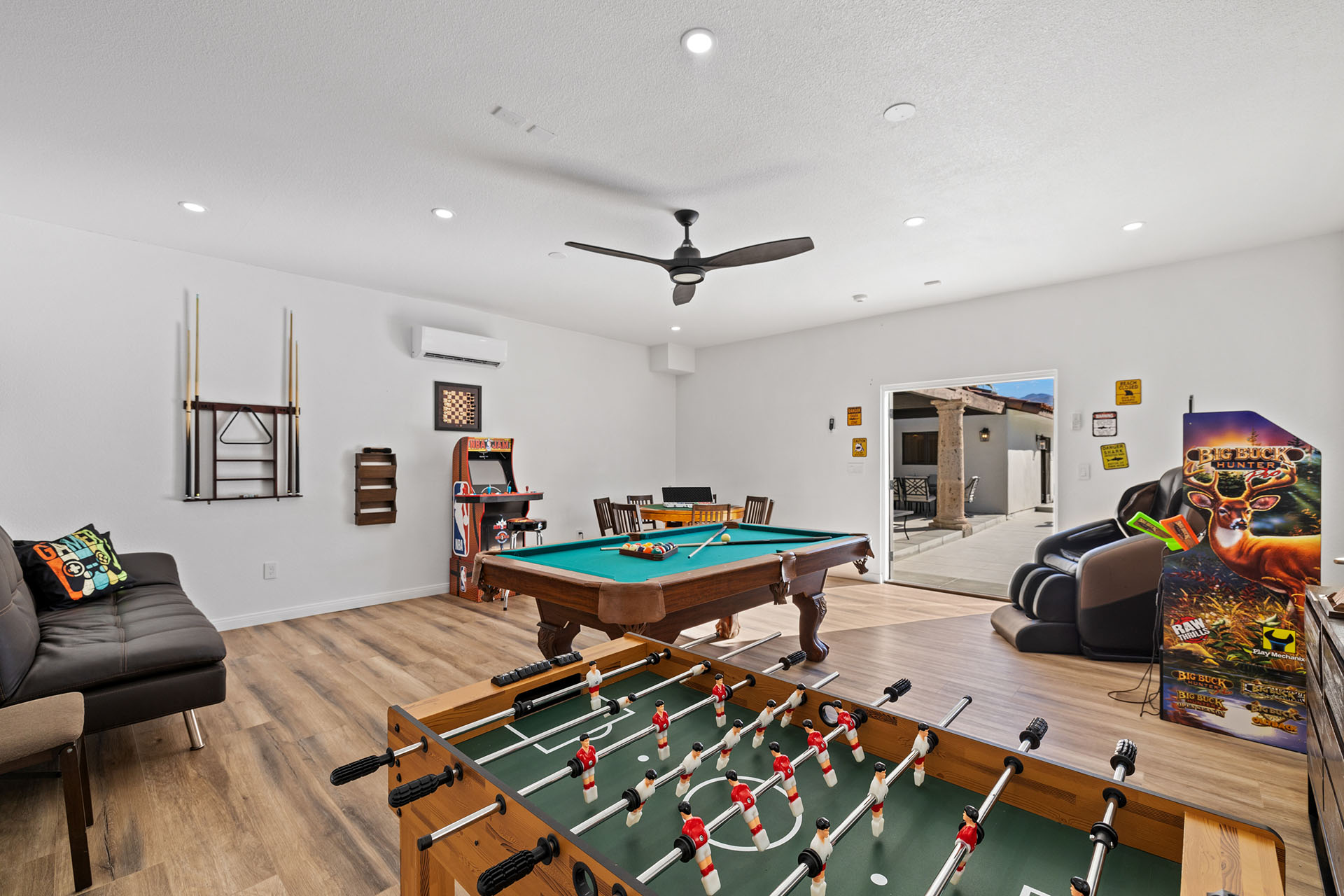 Ridgeview 6 BR, 3 Acres, Pool, Spa, Firepits | Photo 26