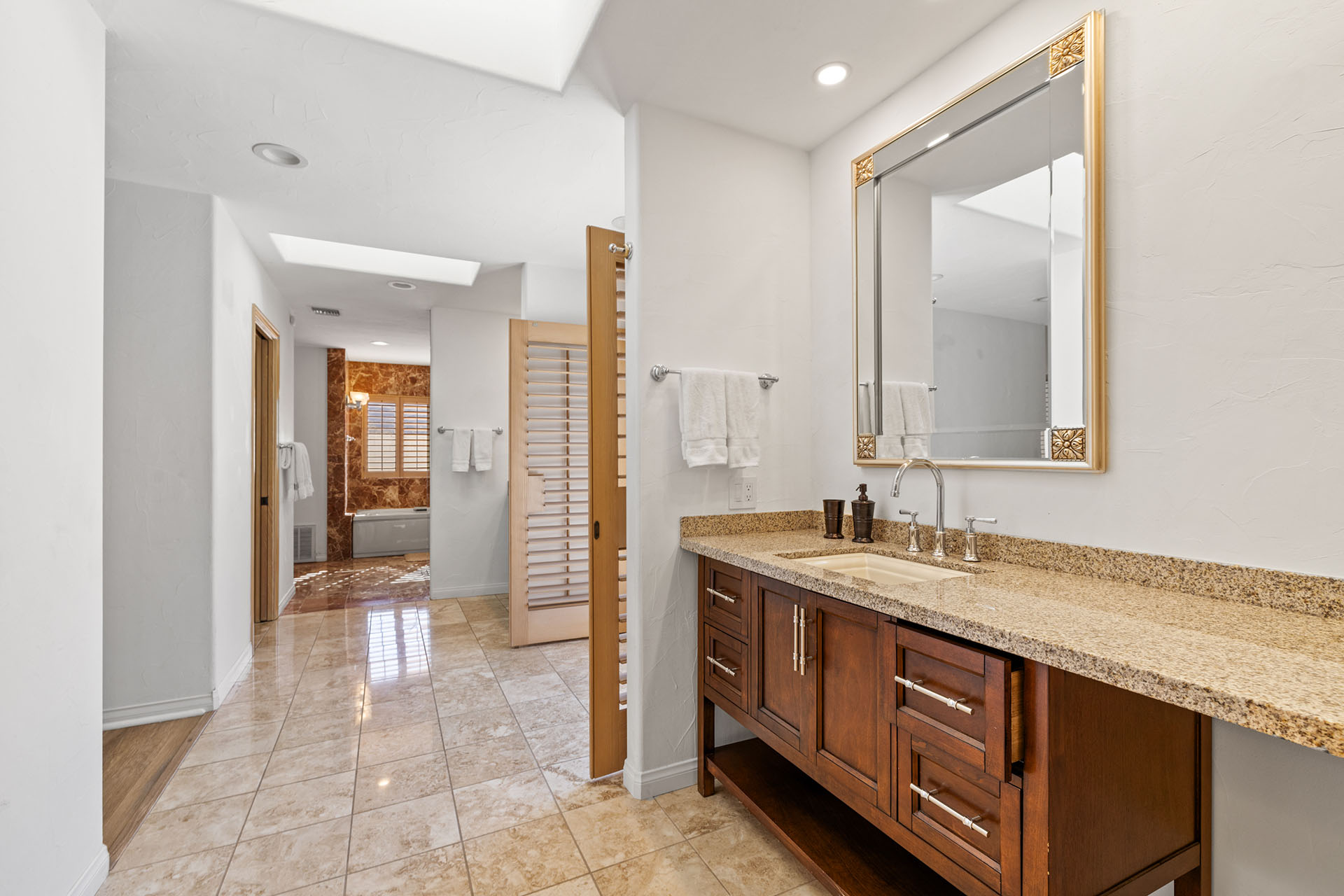 Ridgeview 6 BR, 3 Acres, Pool, Spa, Firepits | Photo 32