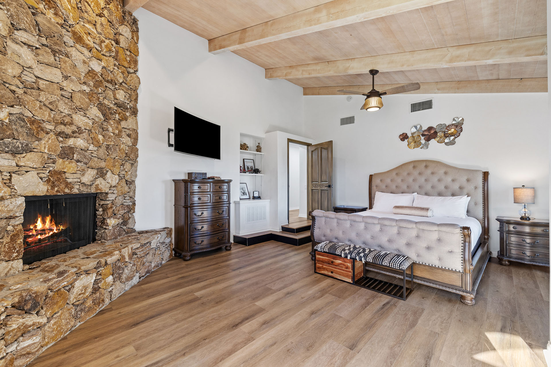 Ridgeview 6 BR, 3 Acres, Pool, Spa, Firepits | Photo 36