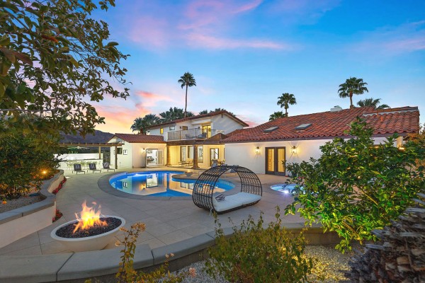 Ridgeview 6 BR, 3 Acres, Pool, Spa, Firepits 3