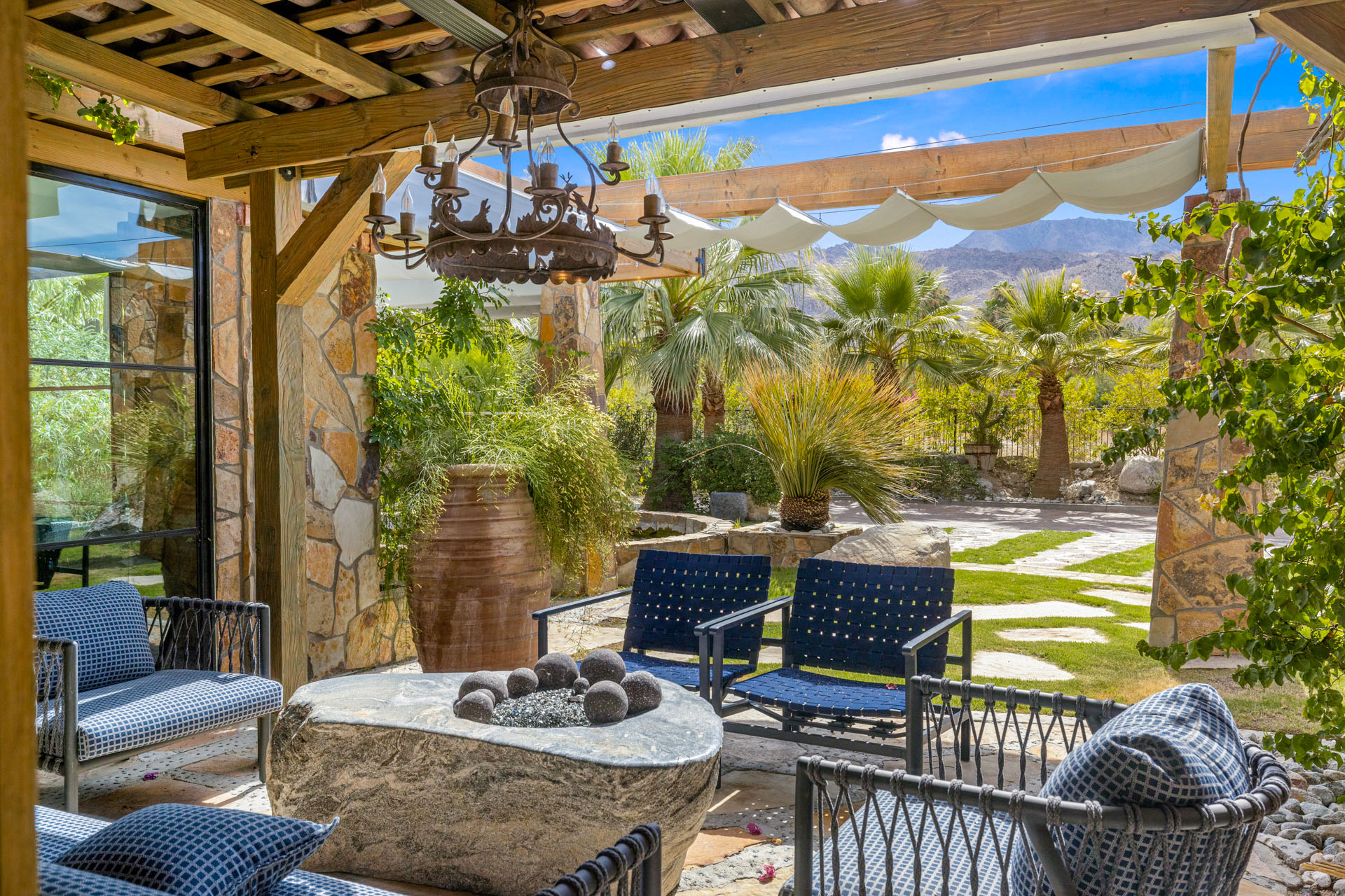 Calistoga Retreat 6 BR oasis in the hills of Palm Desert | Photo 27