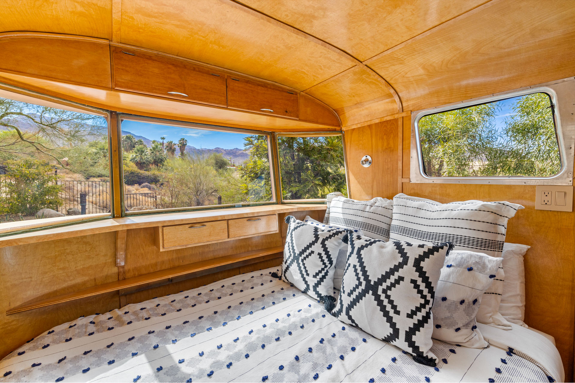 Calistoga Retreat 6 BR oasis in the hills of Palm Desert | Photo 49