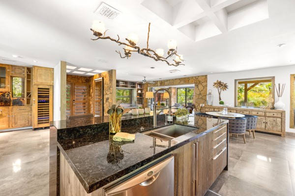 Calistoga Retreat 6 BR oasis in the hills of Palm Desert 2