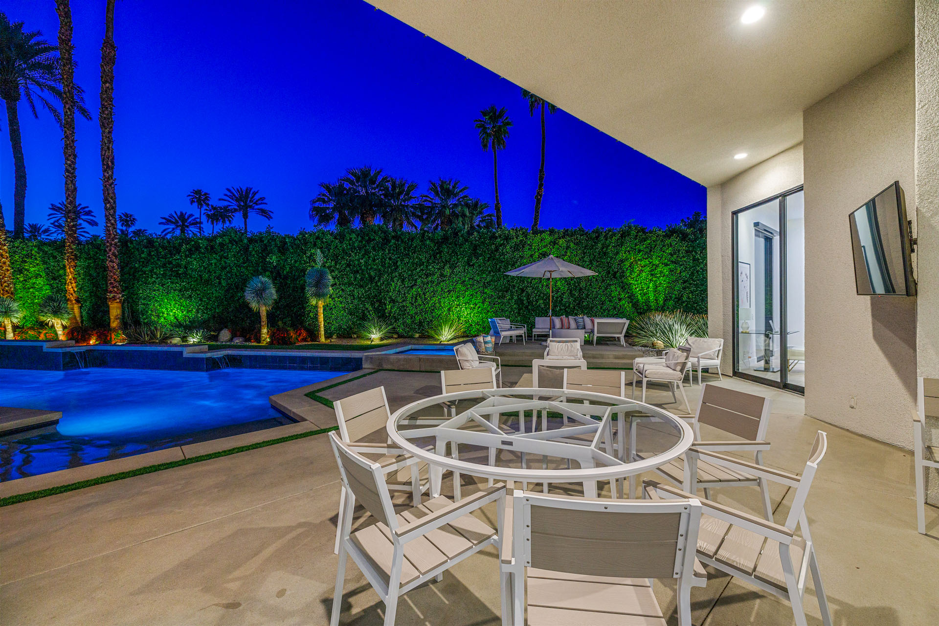 Silver Sun Stunning 4 Bedroom Estate on 1/3 Acre | Photo 71