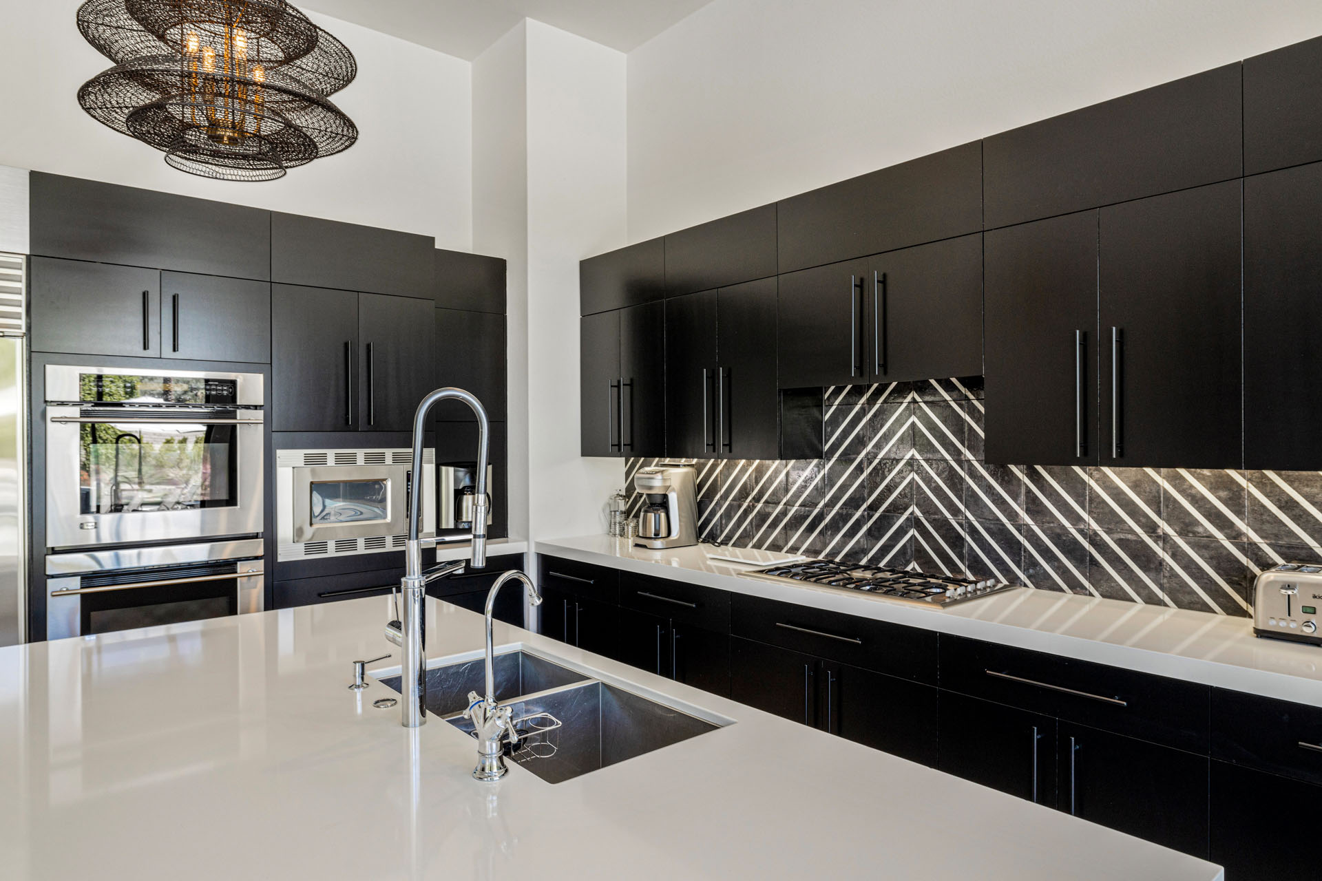 Silver Sun Stunning 4 Bedroom Estate on 1/3 Acre | Photo 28