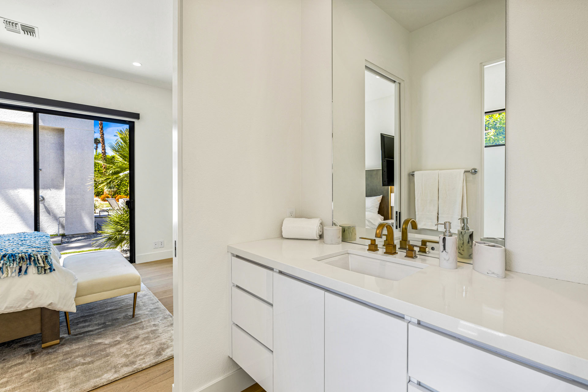 Silver Sun Stunning 4 Bedroom Estate on 1/3 Acre | Photo 53