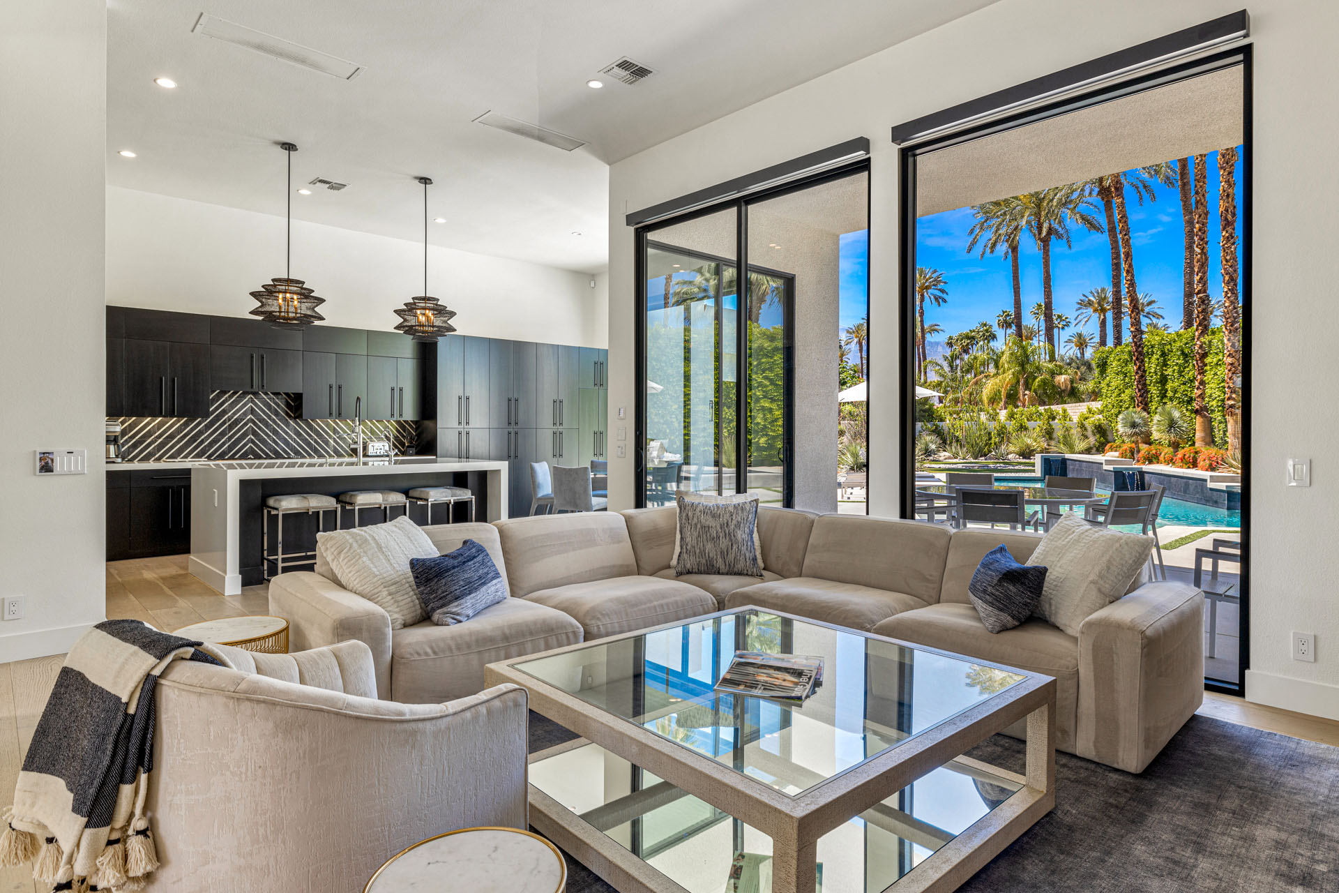 Silver Sun Stunning 4 Bedroom Estate on 1/3 Acre | Photo 14