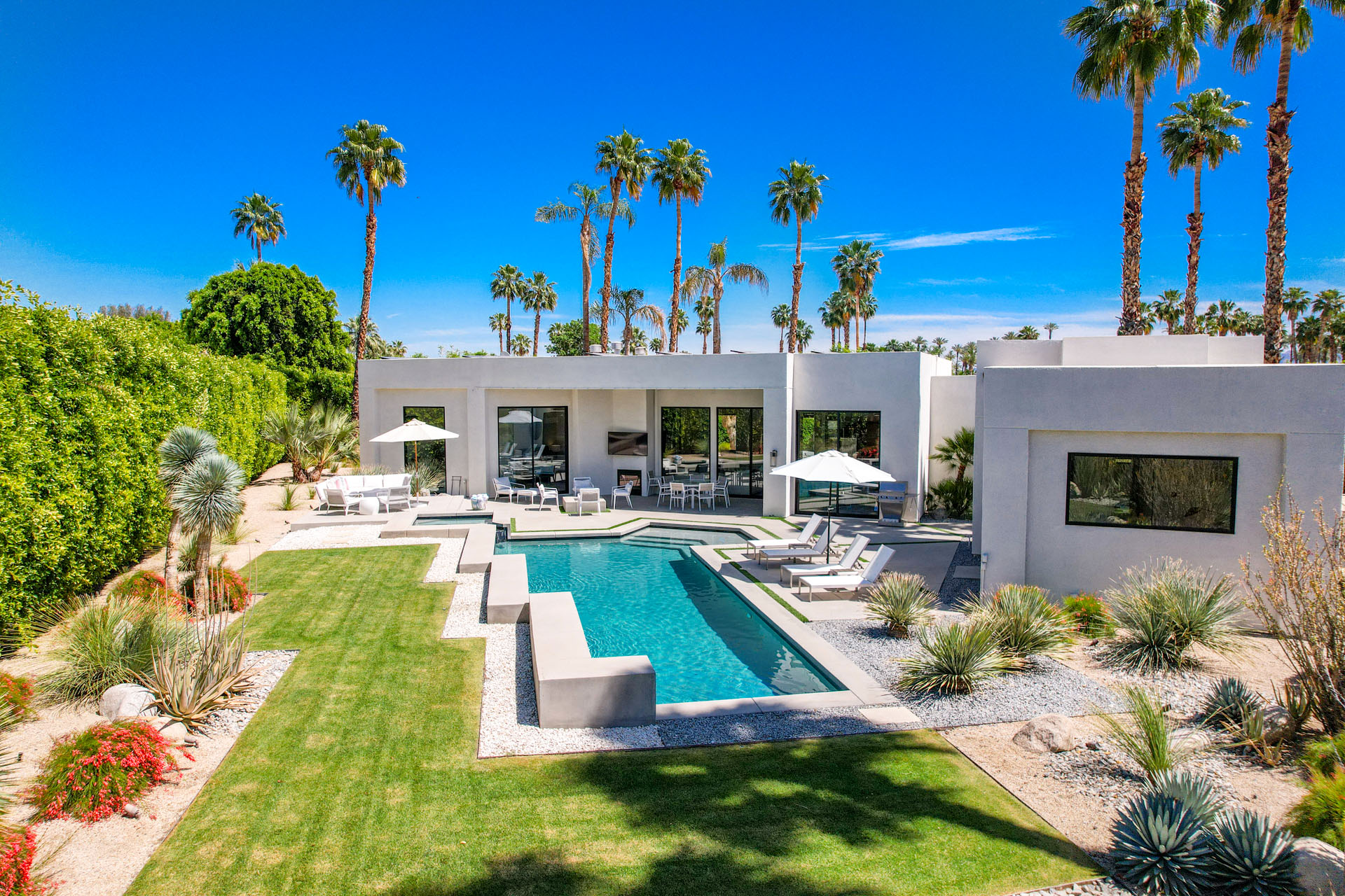 Silver Sun Stunning 4 Bedroom Estate on 1/3 Acre | Photo 65