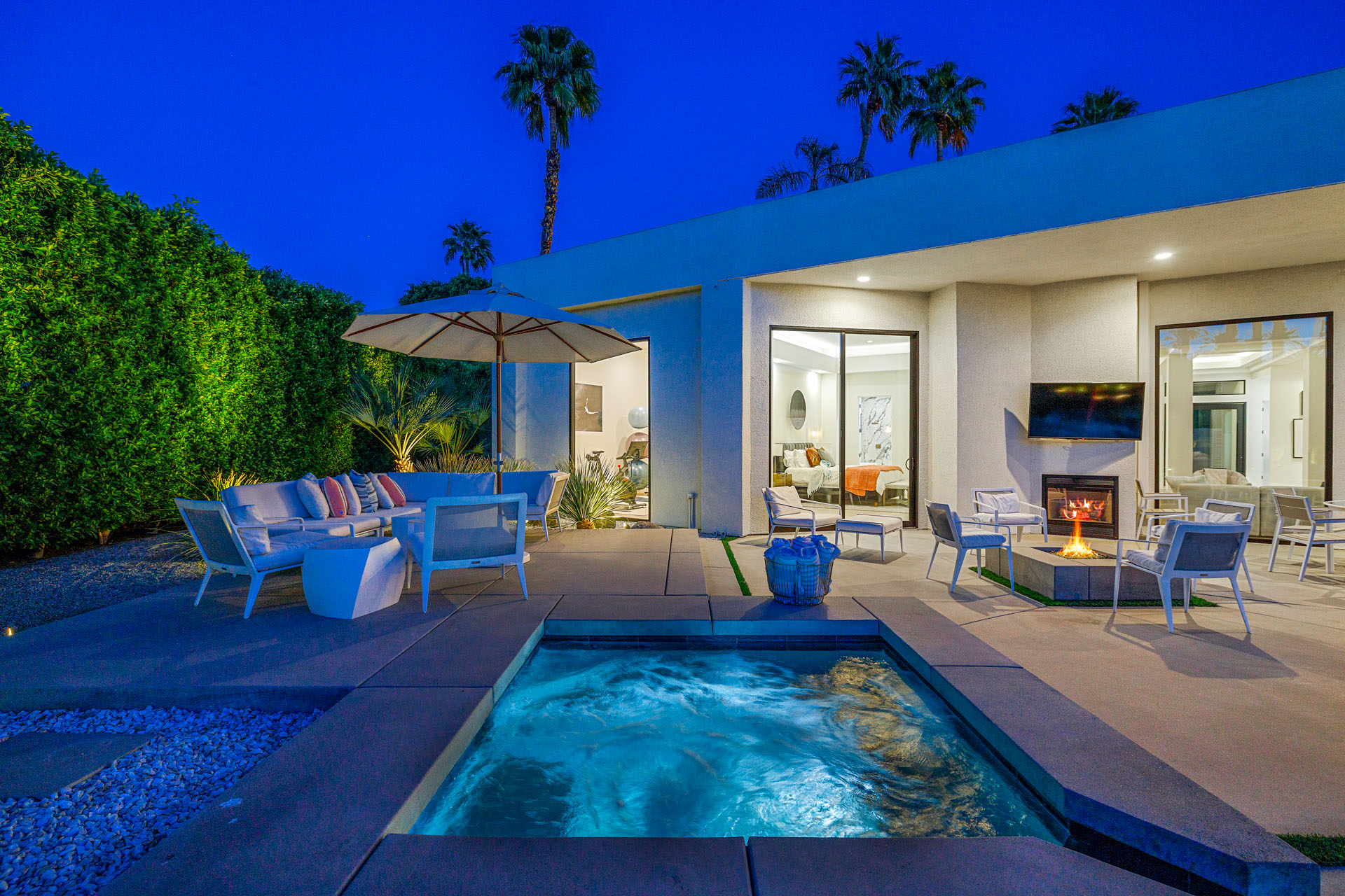 Silver Sun Stunning 4 Bedroom Estate on 1/3 Acre | Photo 69