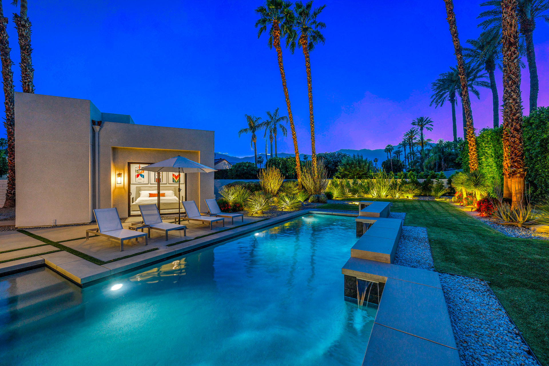 Silver Sun Stunning 4 Bedroom Estate on 1/3 Acre | Photo 4