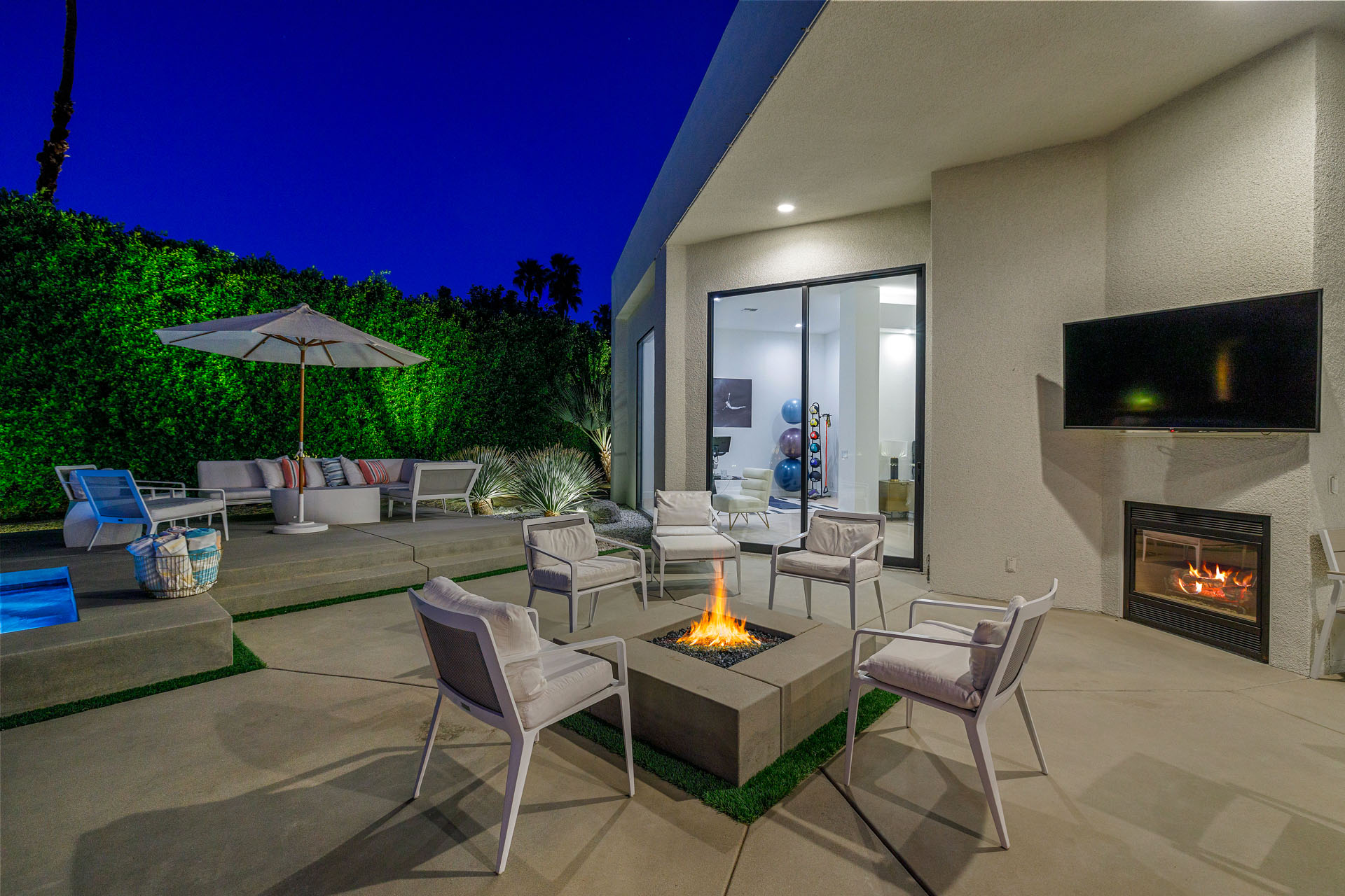 Silver Sun Stunning 4 Bedroom Estate on 1/3 Acre | Photo 72