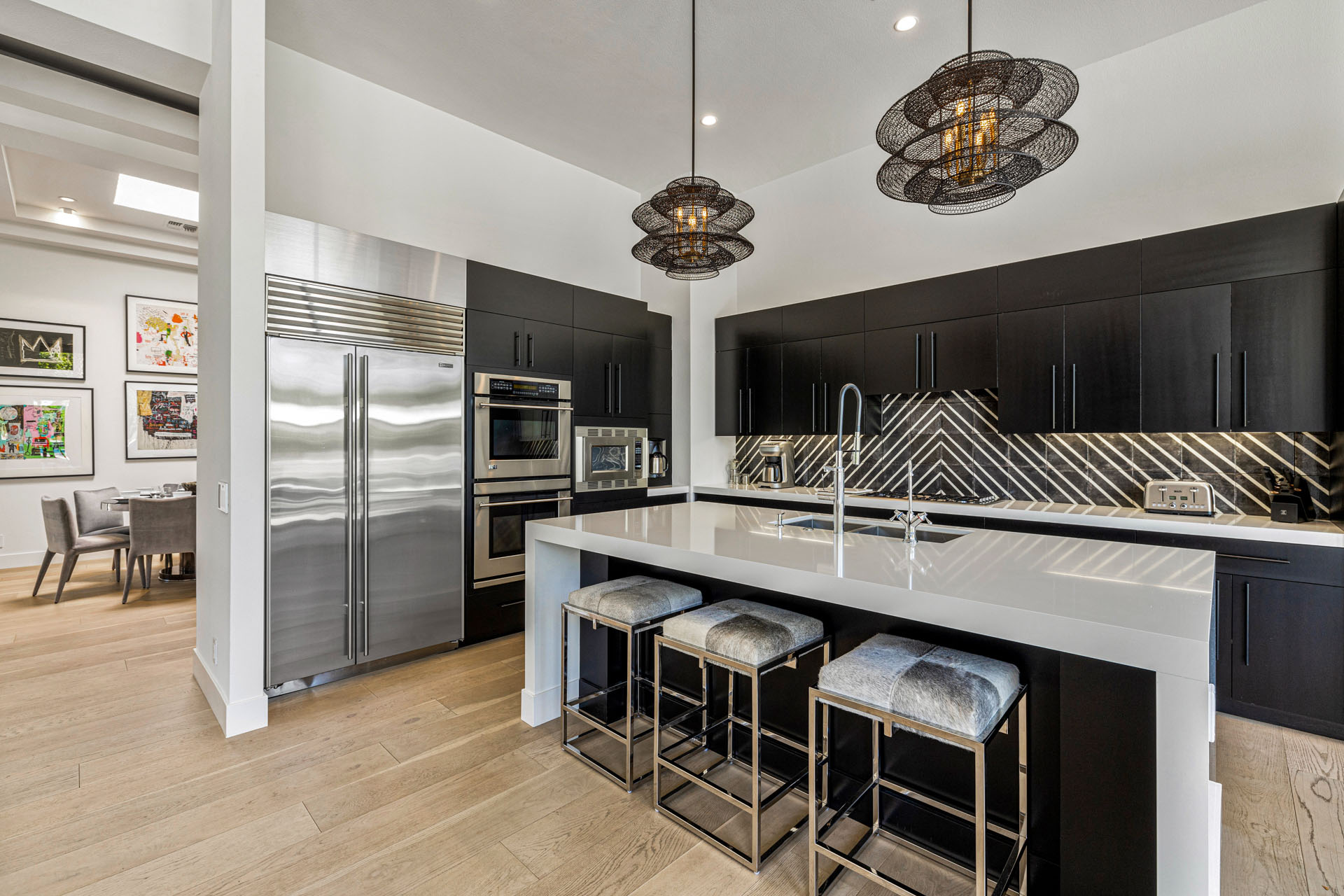 Silver Sun Stunning 4 Bedroom Estate on 1/3 Acre | Photo 29