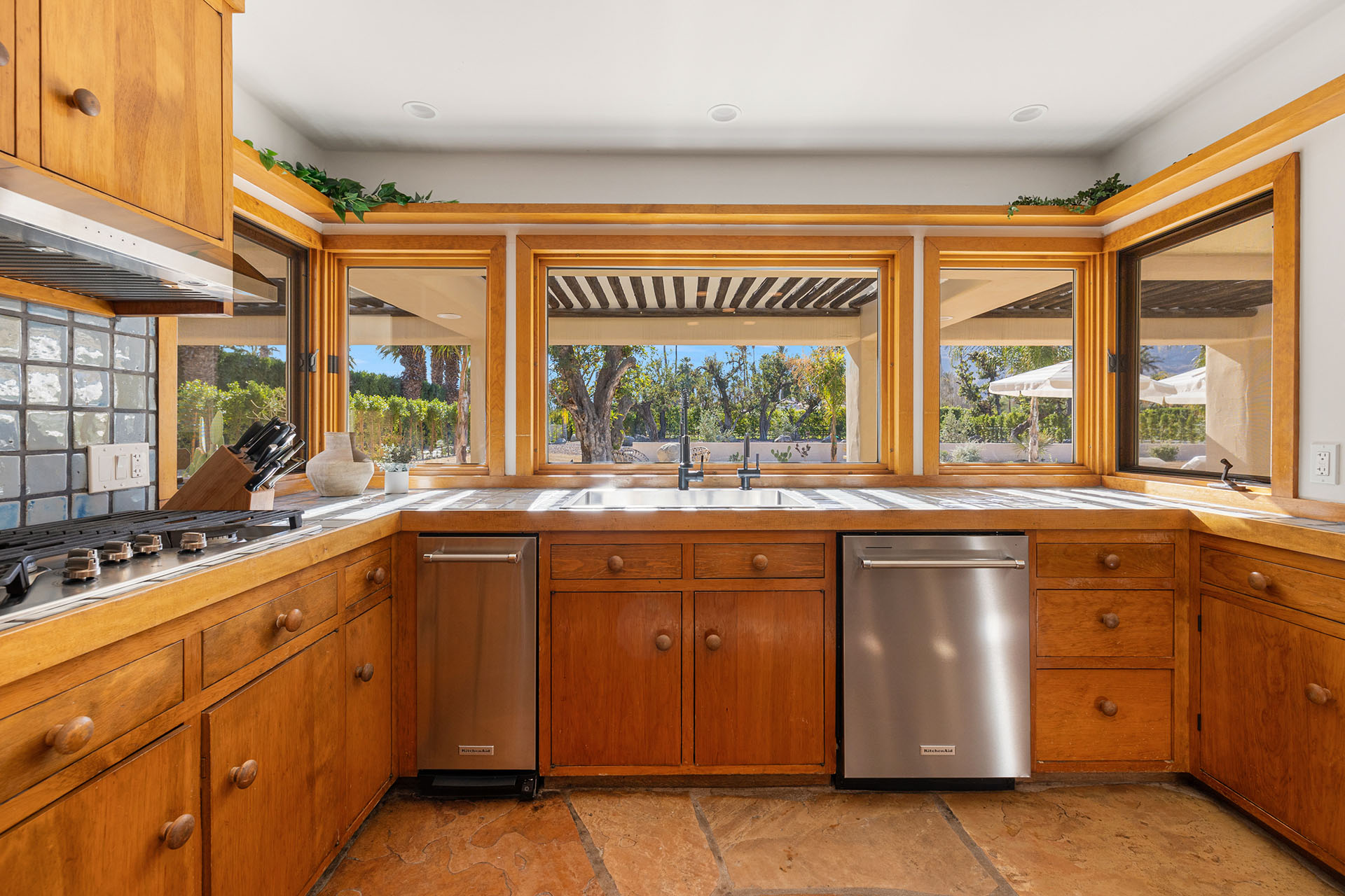 Rancho Colibri 2.5 acres, tennis court, lap pool | Photo 32