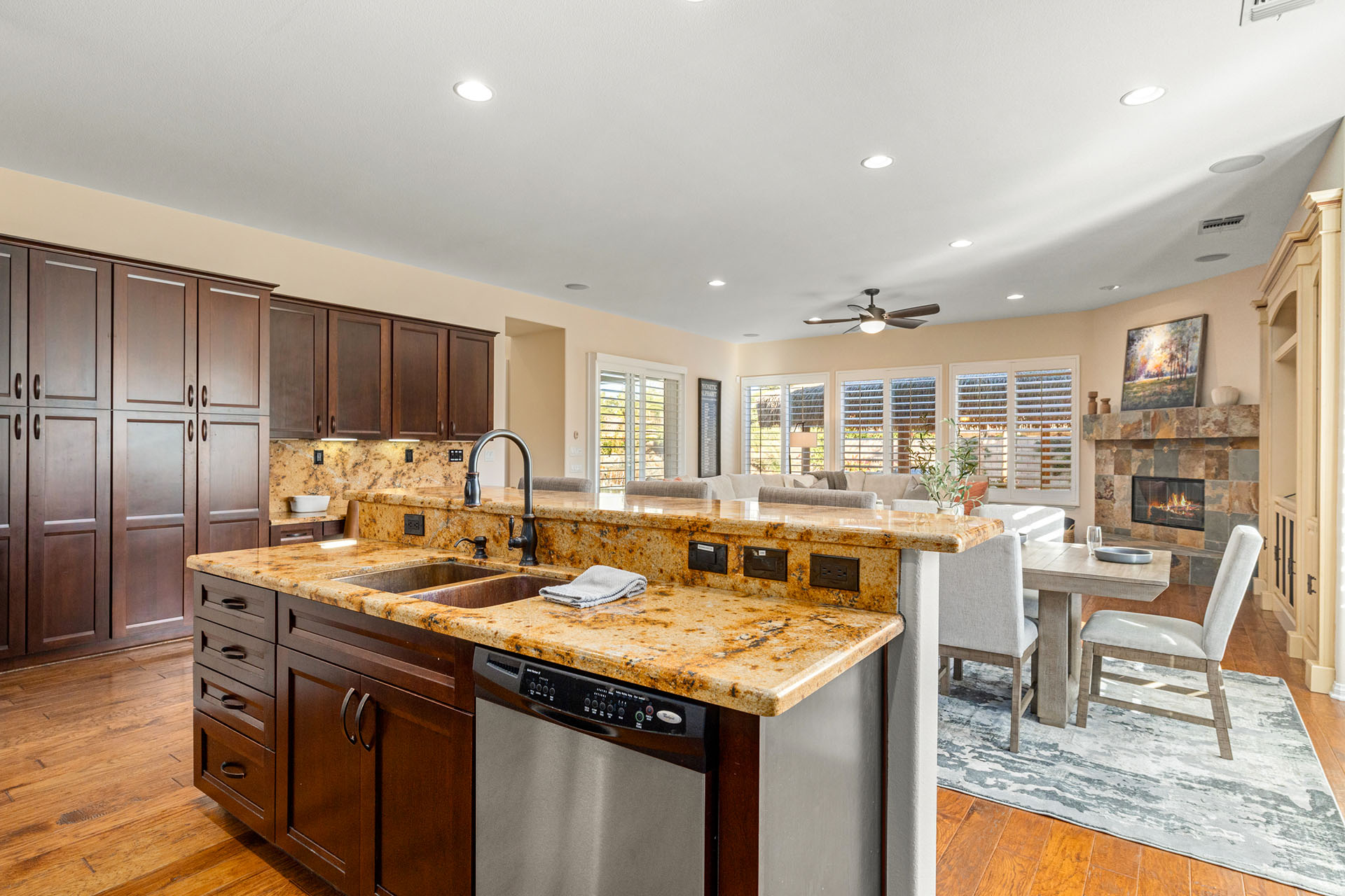 Endless Summer Swim up bar, waterslide & more! | Photo 21