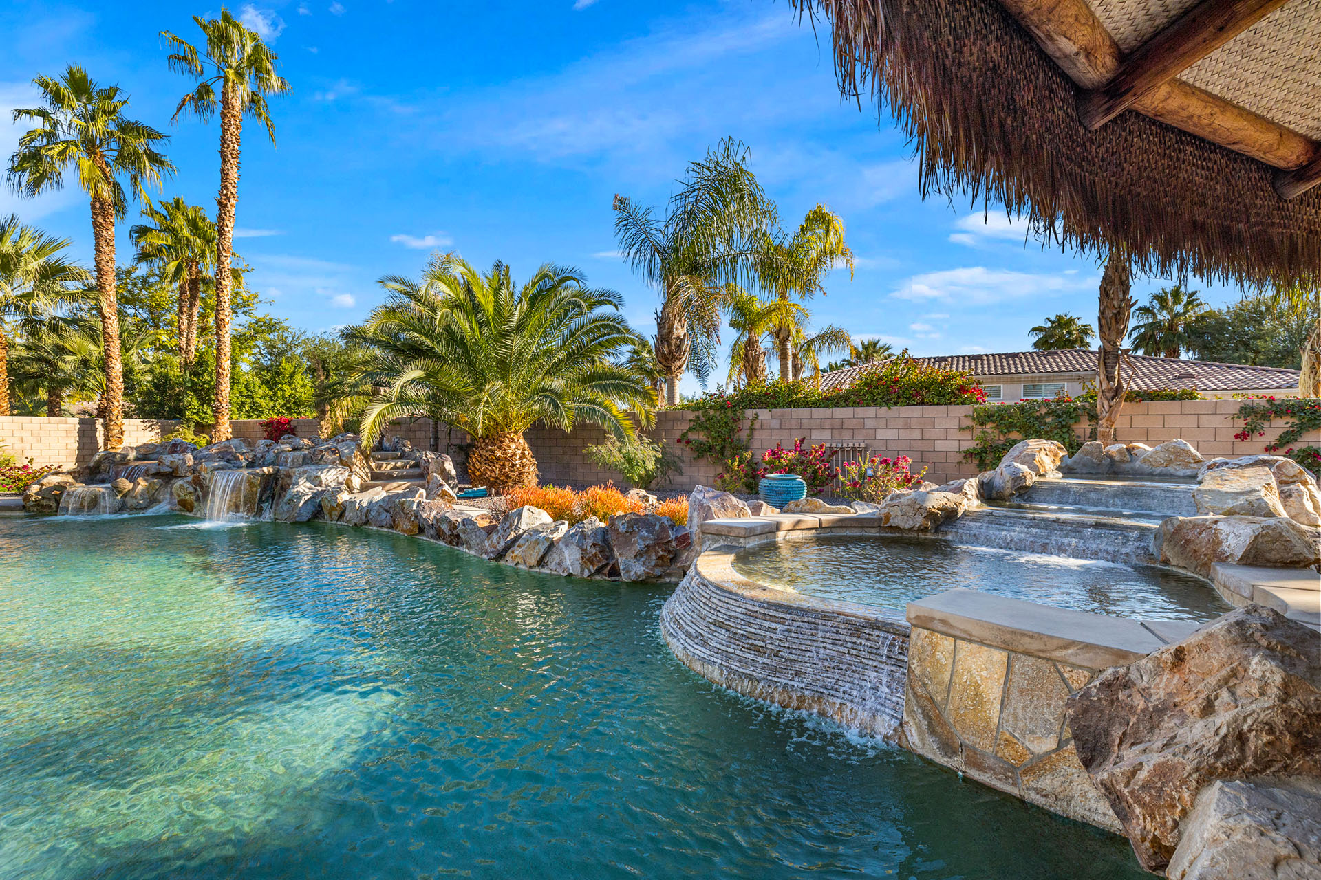 Endless Summer Swim up bar, waterslide & more! | Photo 9