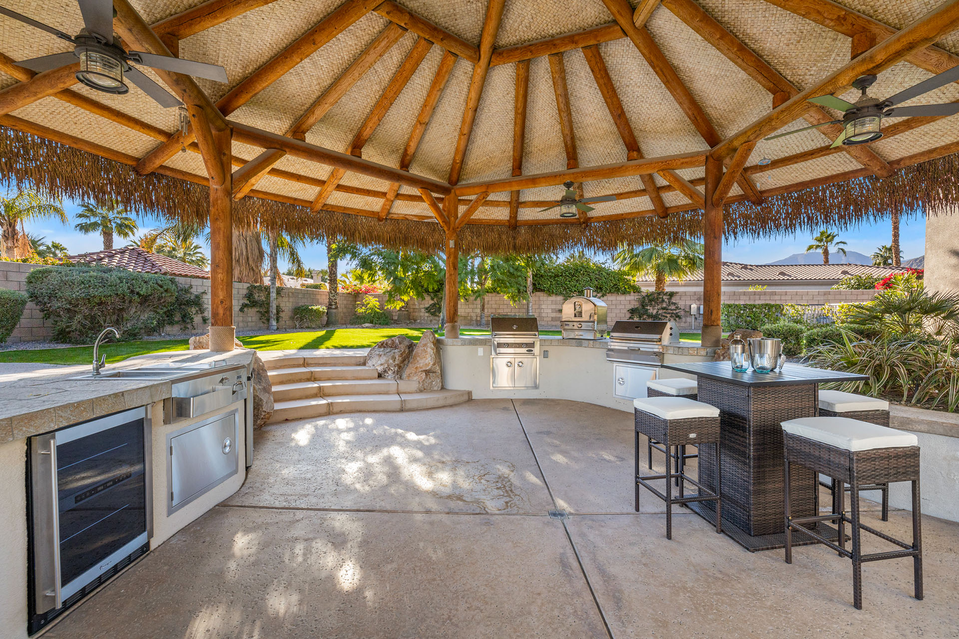 Endless Summer Swim up bar, waterslide & more! | Photo 39