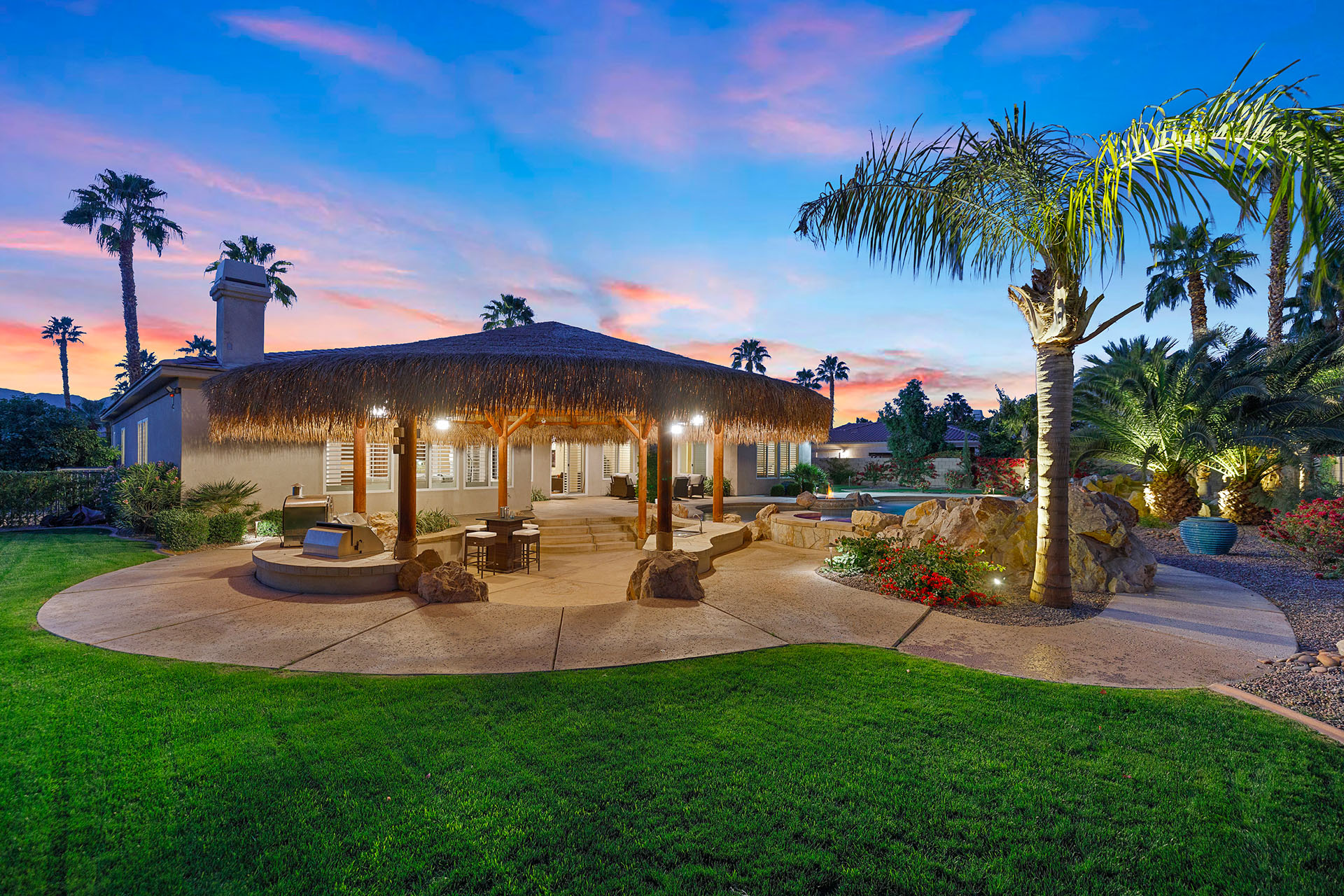 Endless Summer Swim up bar, waterslide & more! | Photo 48