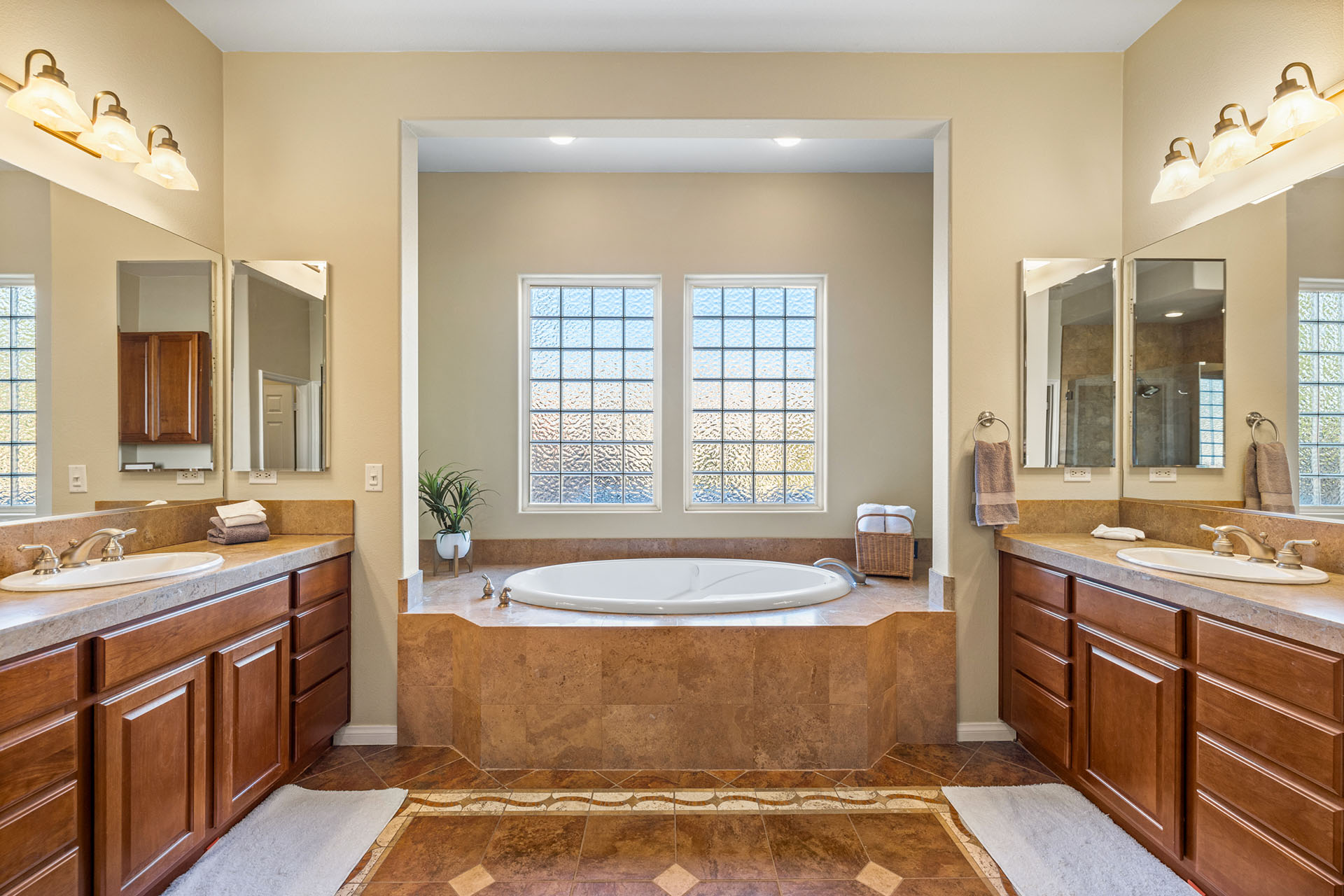 Endless Summer Swim up bar, waterslide & more! | Photo 27