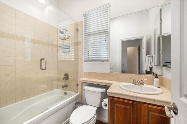 Endless Summer Swim up bar, waterslide & more! 3