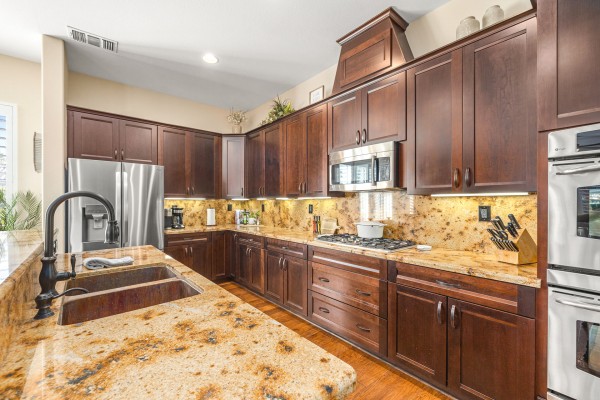 Endless Summer Swim up bar, waterslide & more! 4