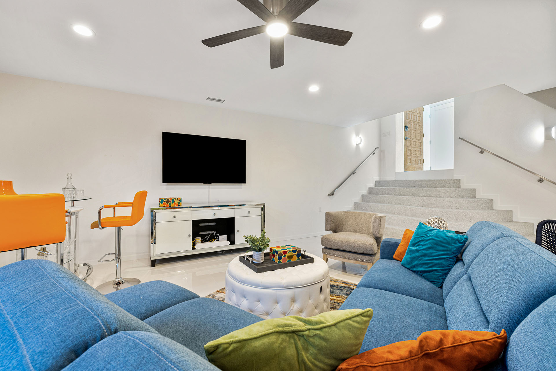 El Paseo Tennis Retreat 6 BR w/ Private Court | Photo 50