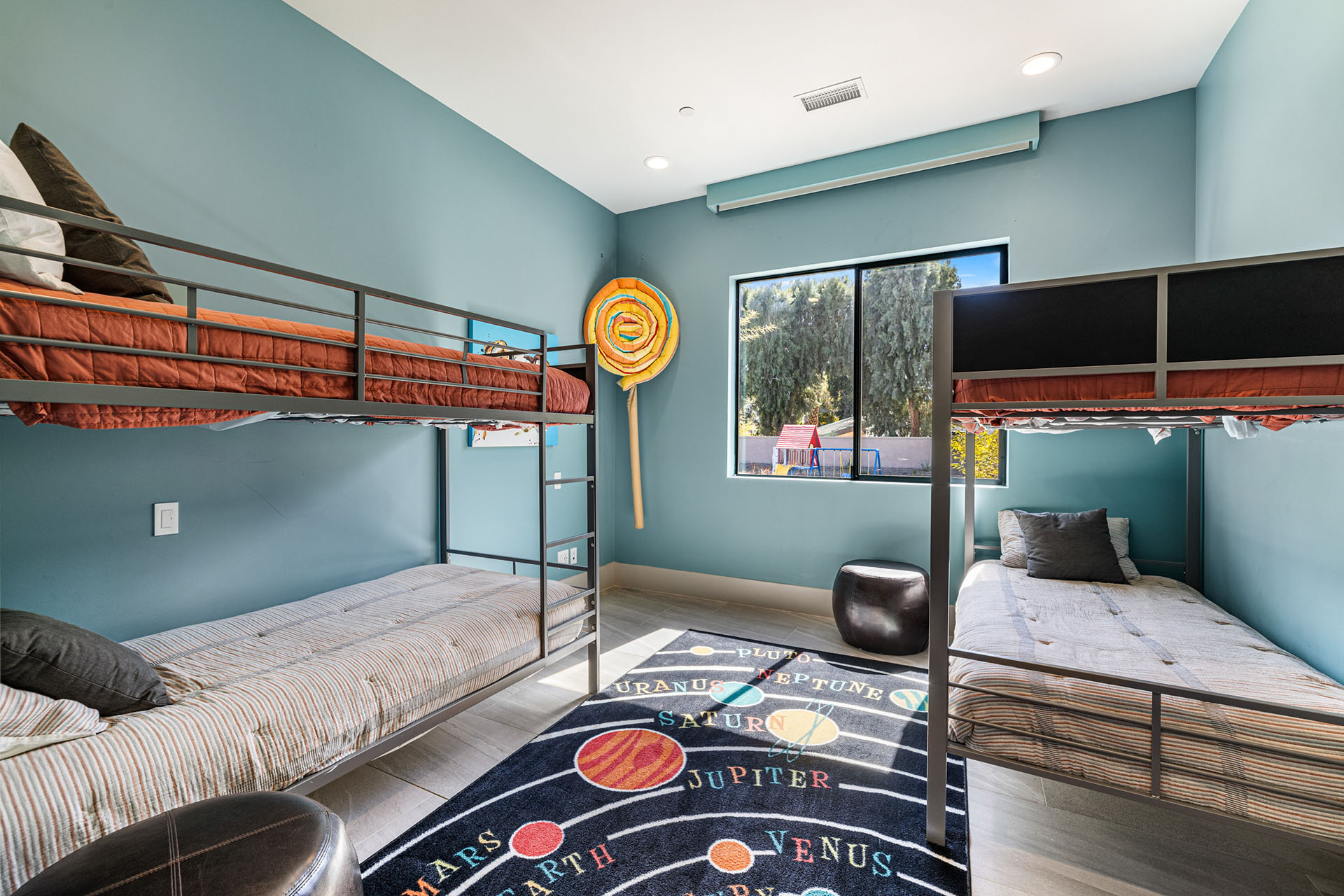 Sierra Vista 7 BR Estate w/ Pickleball! | Photo 46