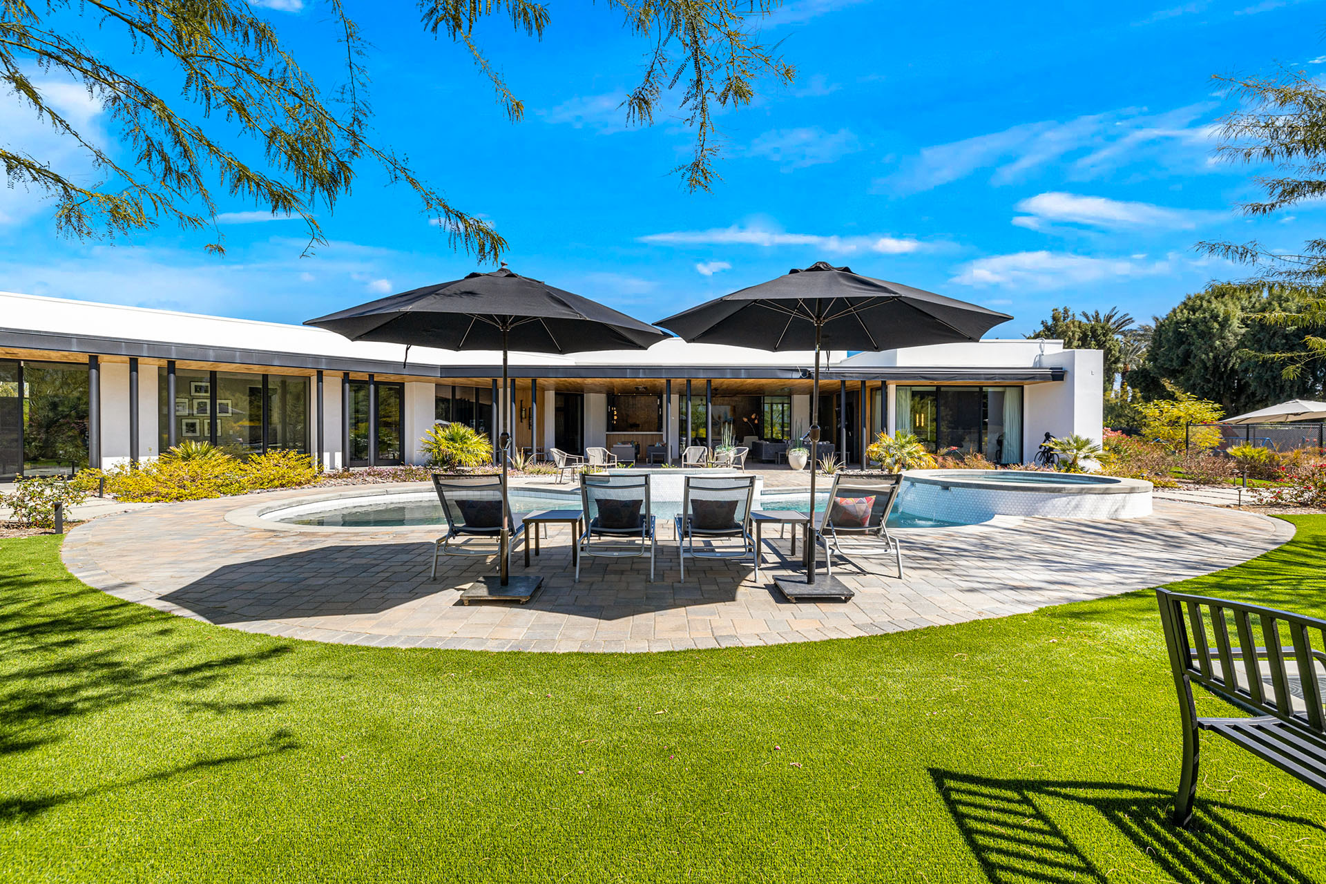 Sierra Vista 7 BR Estate w/ Pickleball! | Photo 11