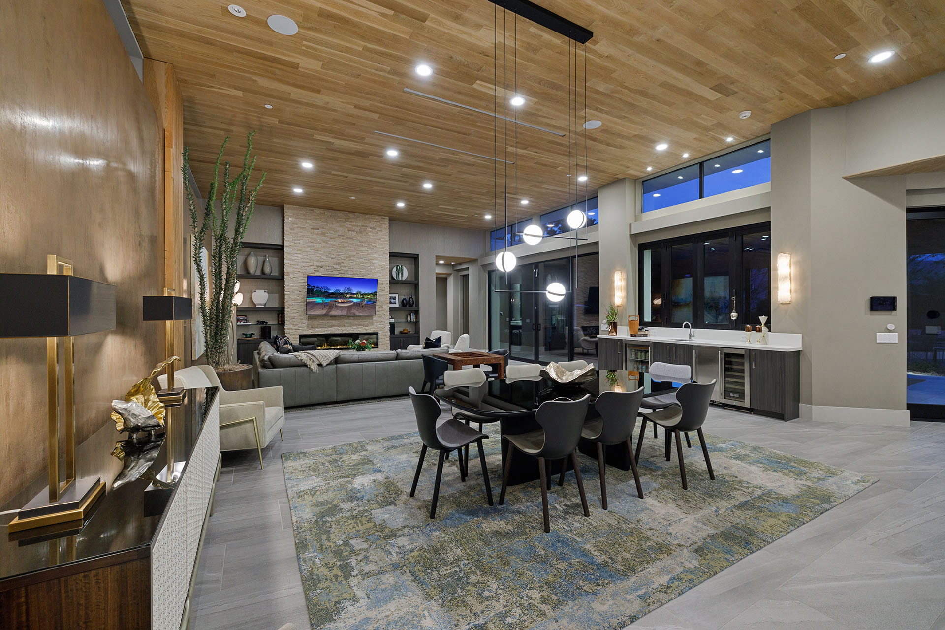 Sierra Vista 7 BR Estate w/ Pickleball! | Photo 27