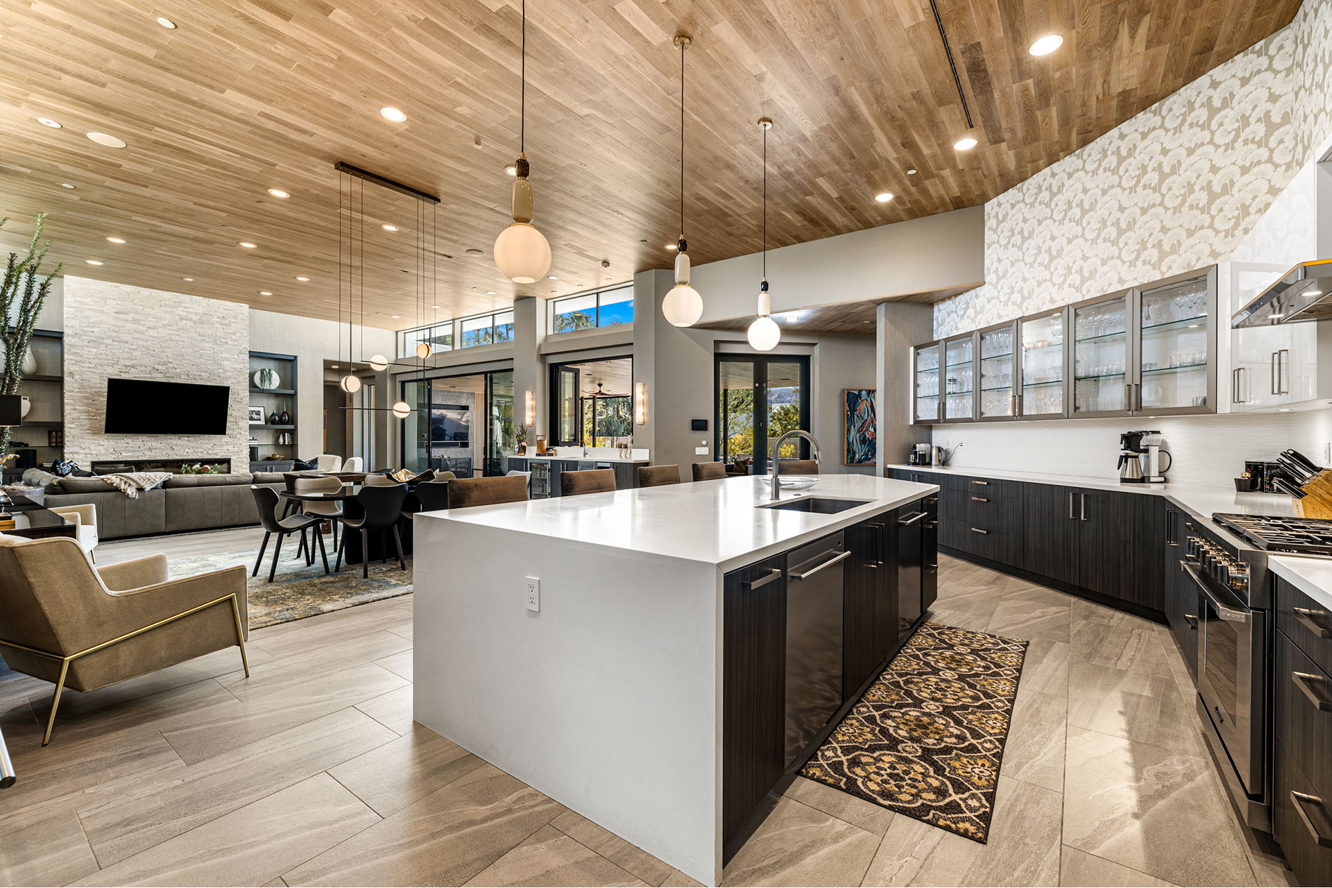 Sierra Vista 7 BR Estate w/ Pickleball! | Photo 17