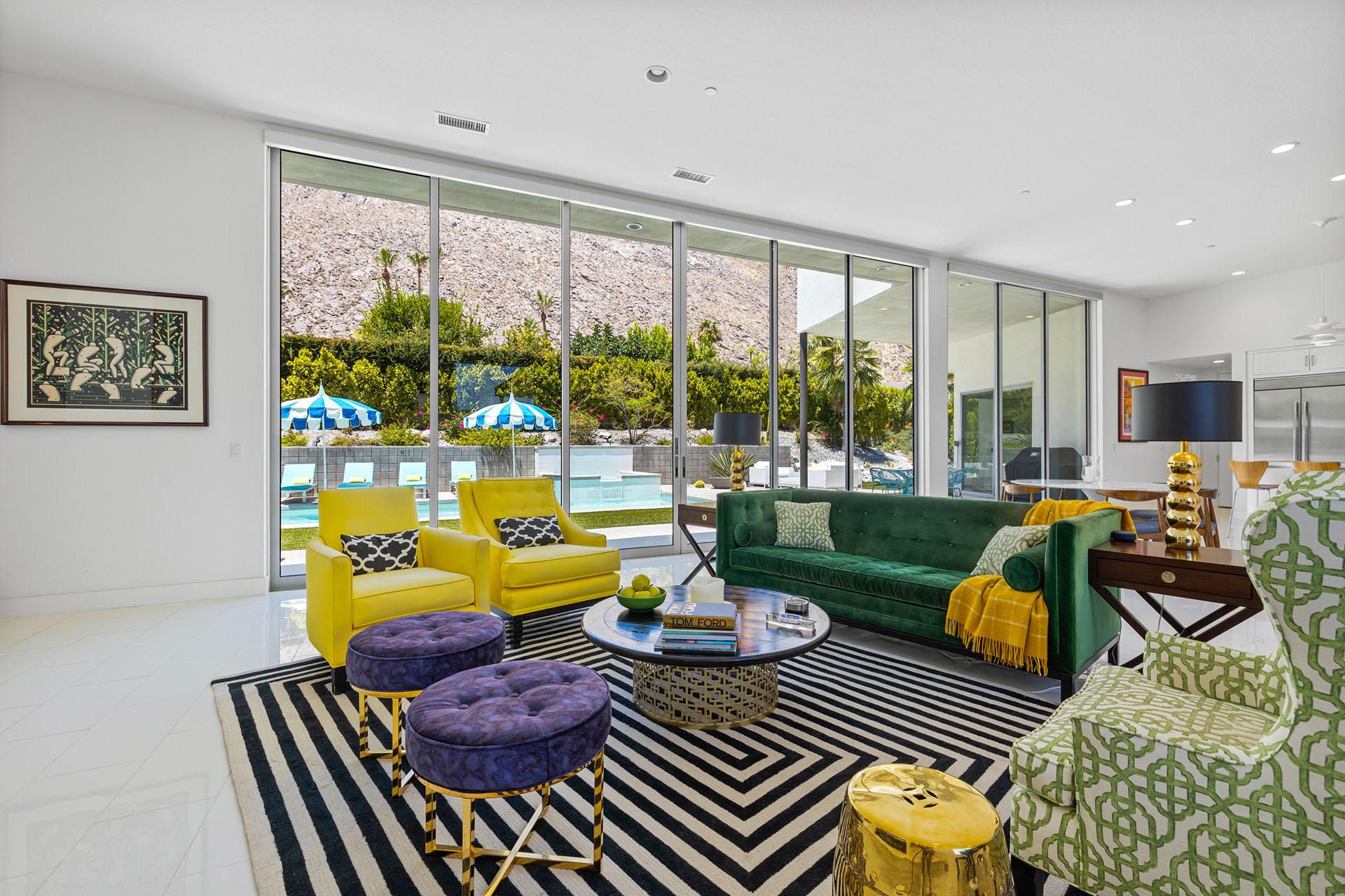 Cosmopolitan Glam getaway, walk to Palm Canyon! | Photo 20